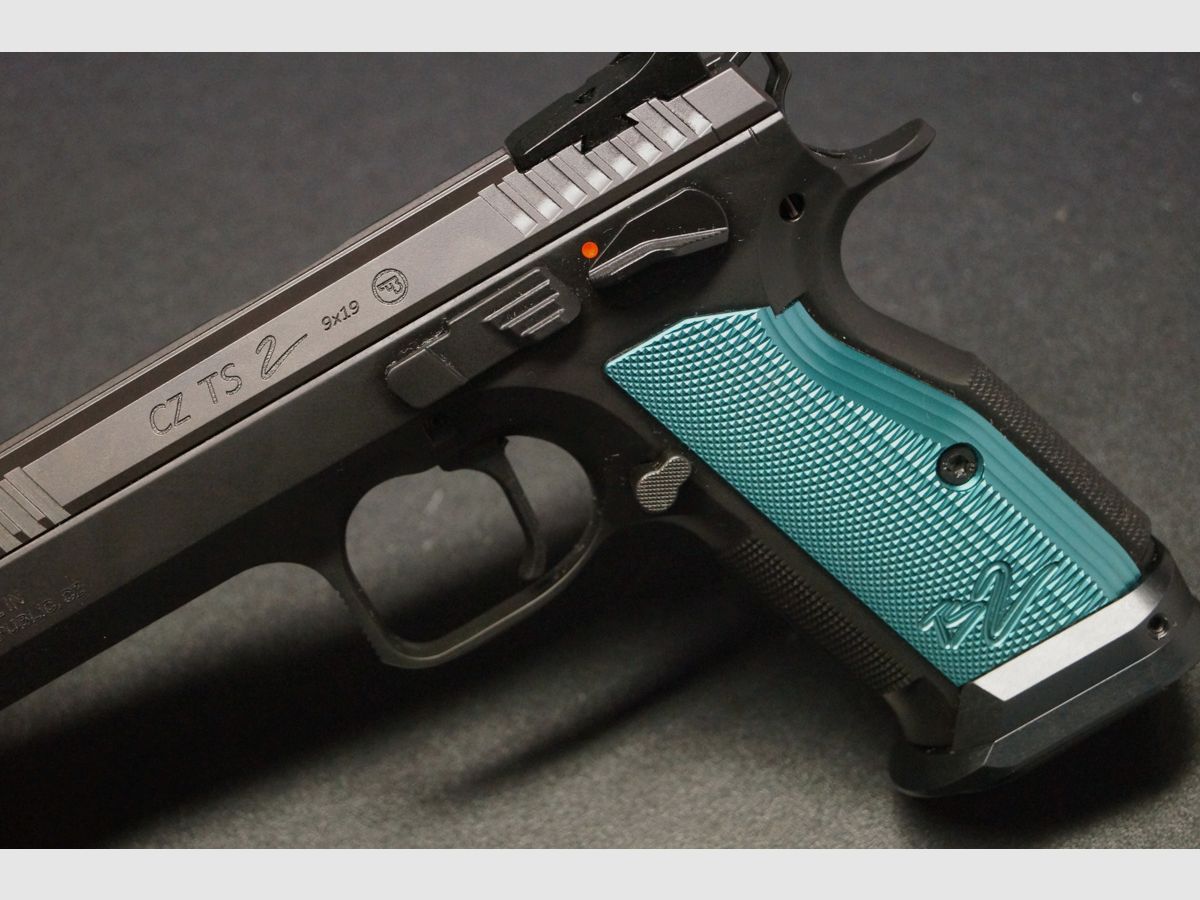 CZ TS 2 Blue limited Edition Kansas City, image 7 sur 11