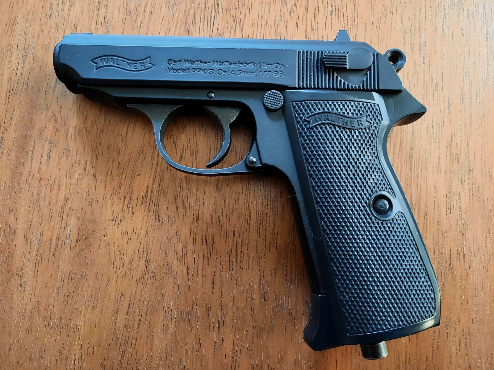 WALTHER  PPK/S   Co2  - BLOW BACK
