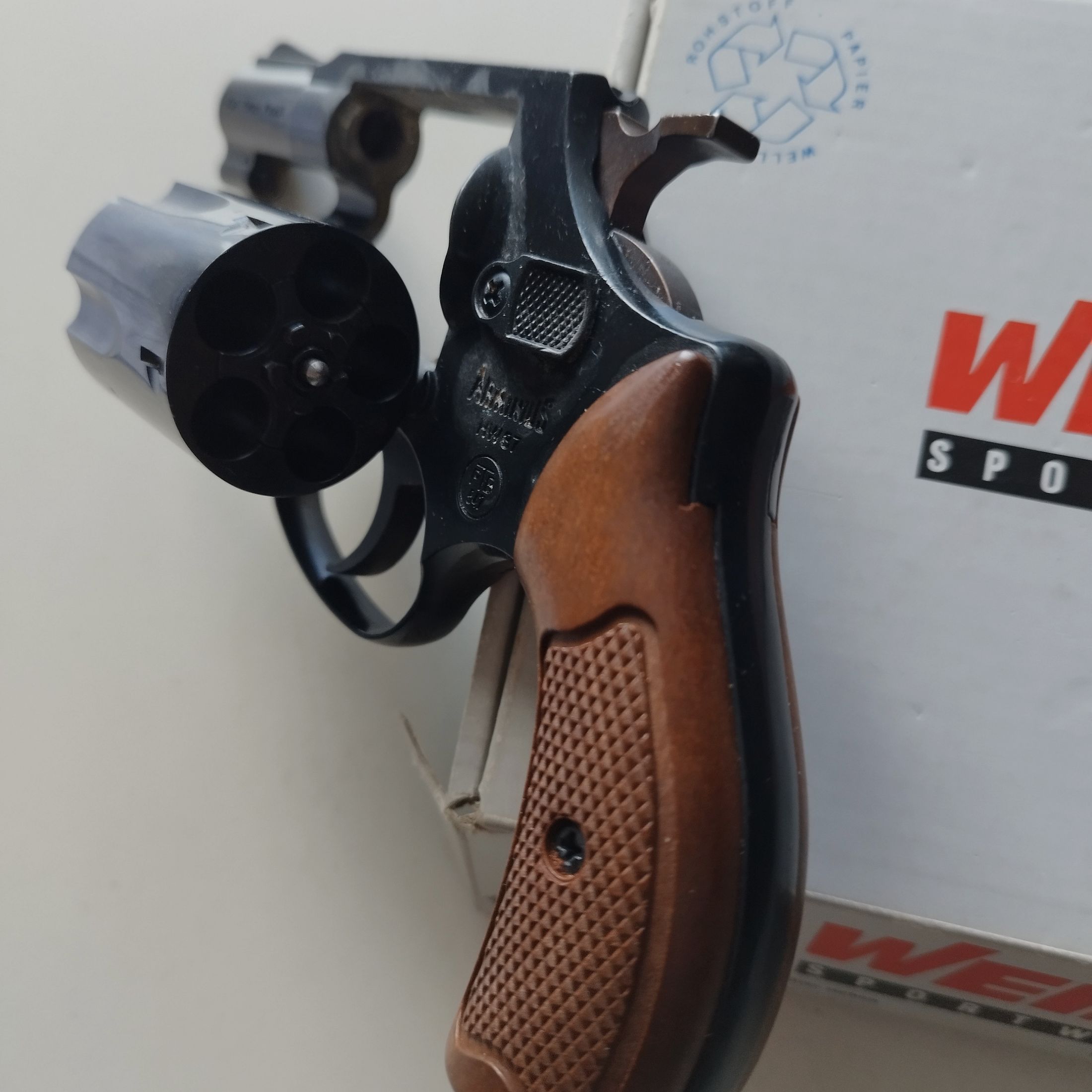 Weihrauch Arminius HW 37 - 9mm blank - SRS revolver with box PTB