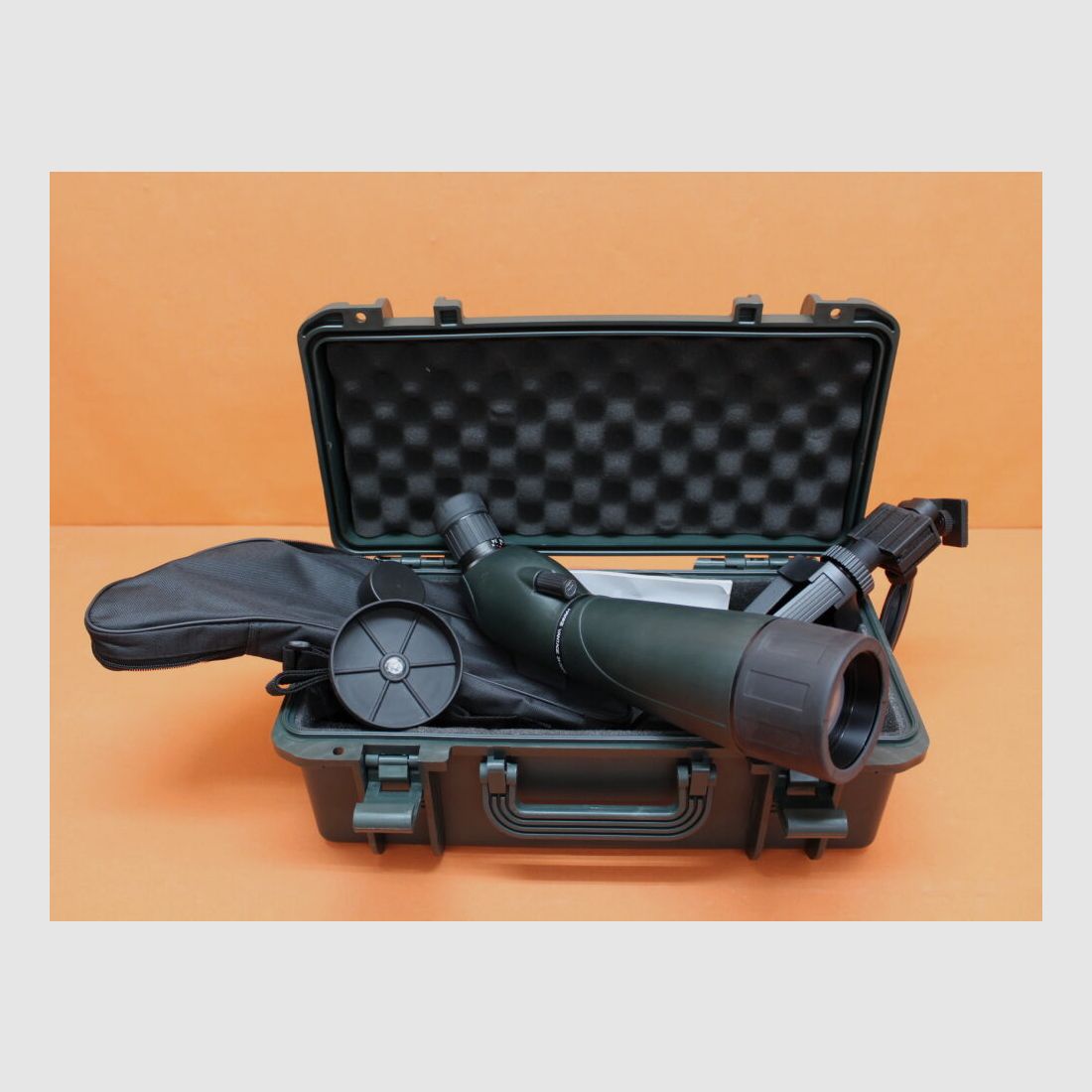 HAWKE HAWKE Vantage spotting scope 24-72x70mm (51101) incl. mini tripod/protective case