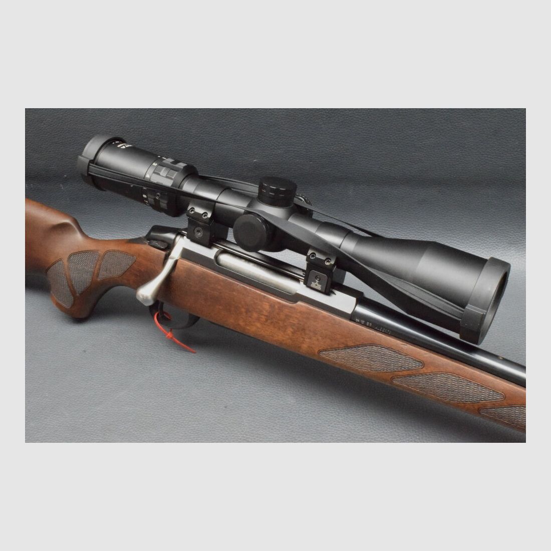 Tikka T3x Komplettset mit Zielfernrohr und Schalldämpfer ideal für Jungjäger