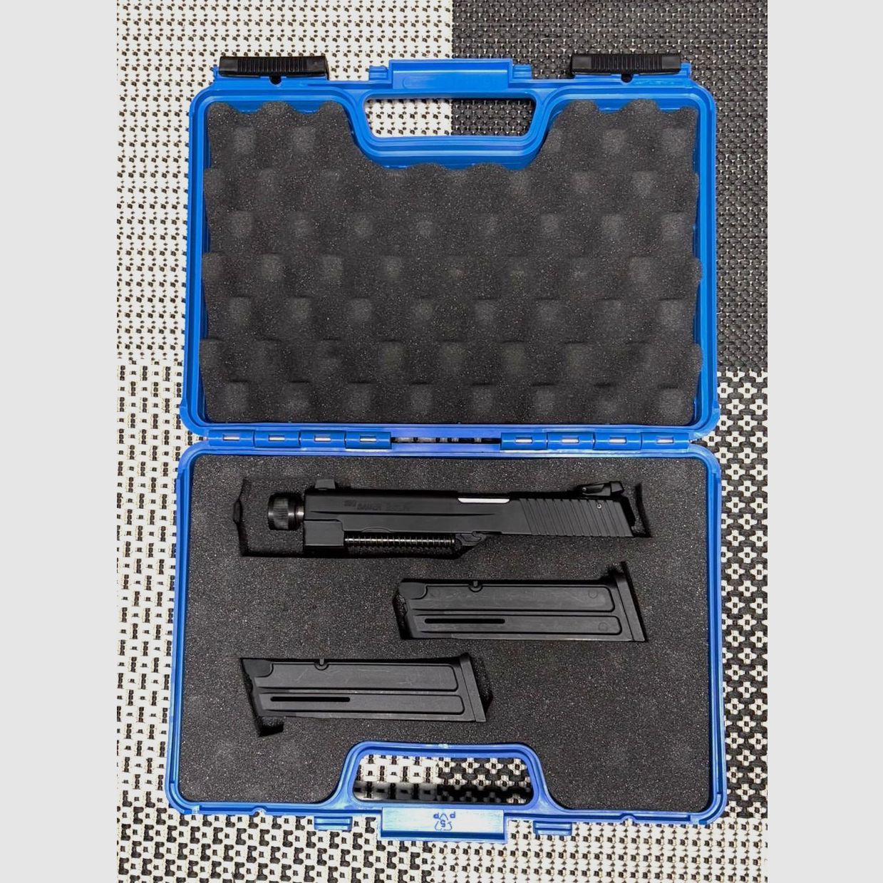 Original SIG SAUER X SIX 9 mm Para > MADE in GERMANY > Eckernförde!!! Set with WS .22 also Original SIG SAUER, image 3 of 4