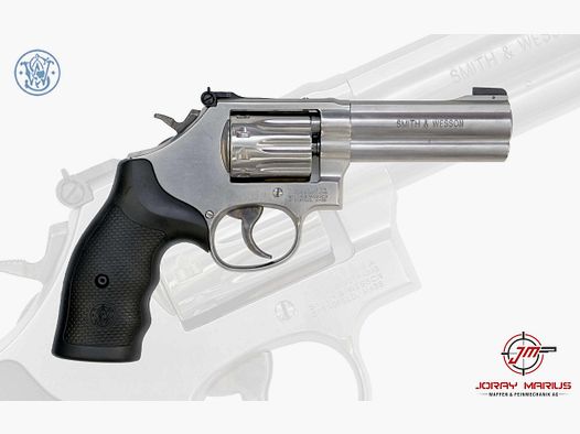 S&W Model 617 Revolver .22lr 4”