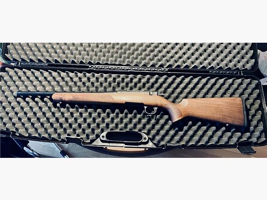 Steel Action HS Repetierbüchse im Kaliber .308 Win mit Holzschaft