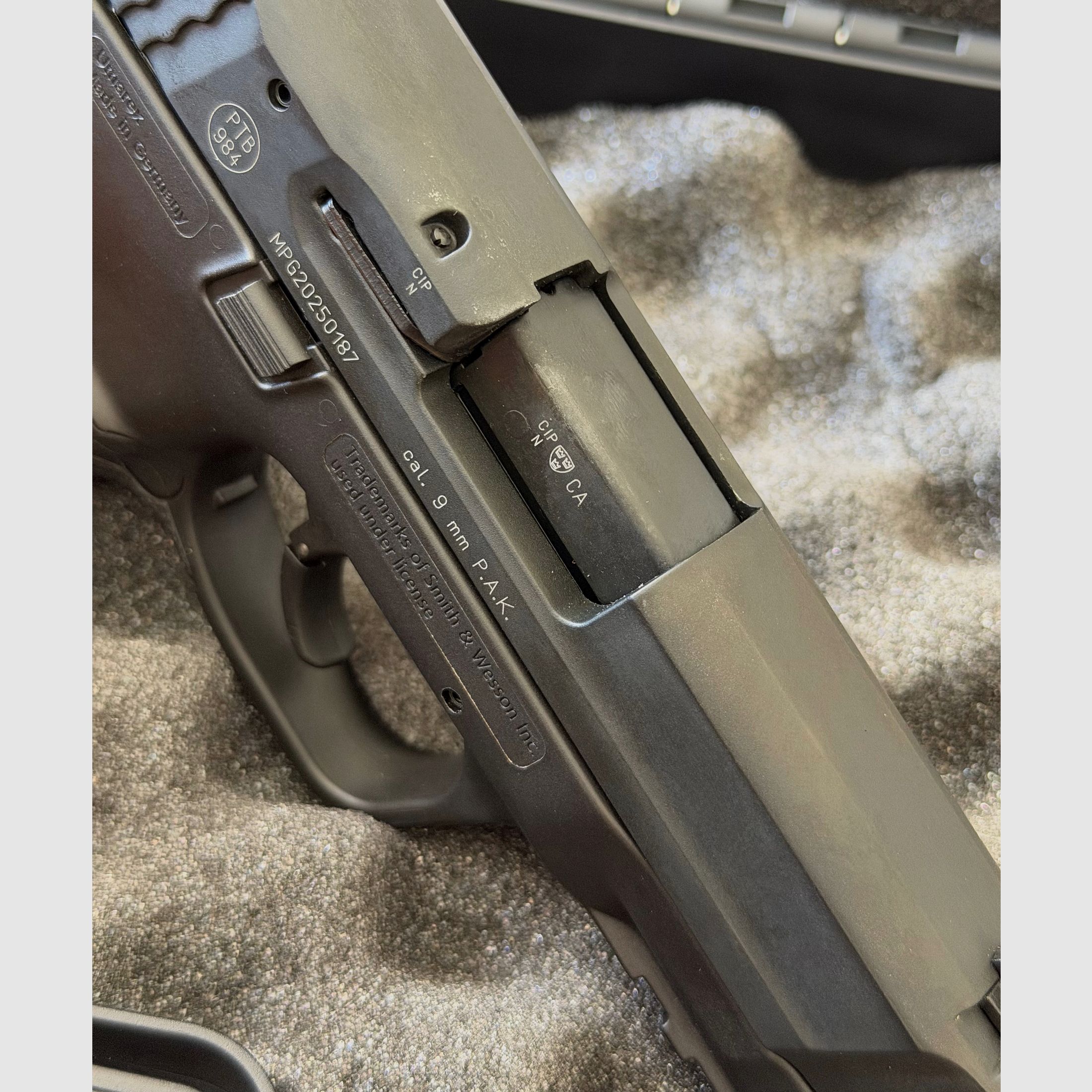 S&W M&P 9c - 9mm PAK - NEU