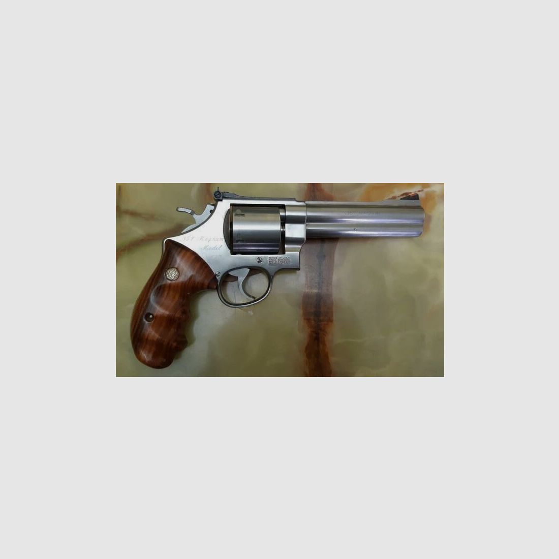 Smith & Wesson	 627