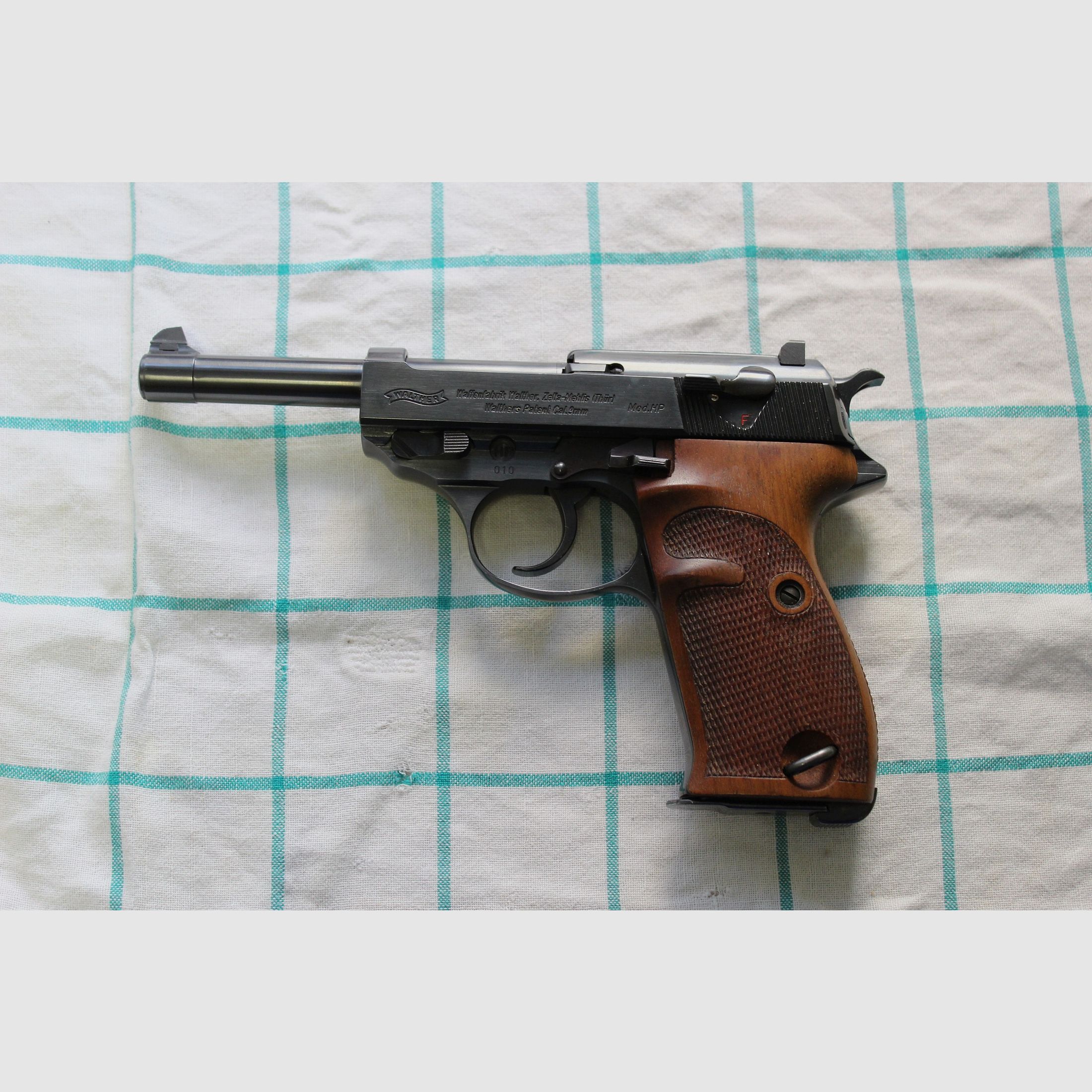 Walther Mod. HP 9mm Luger Jubiläumsmodell 60 Jahre Walther Heerespistole