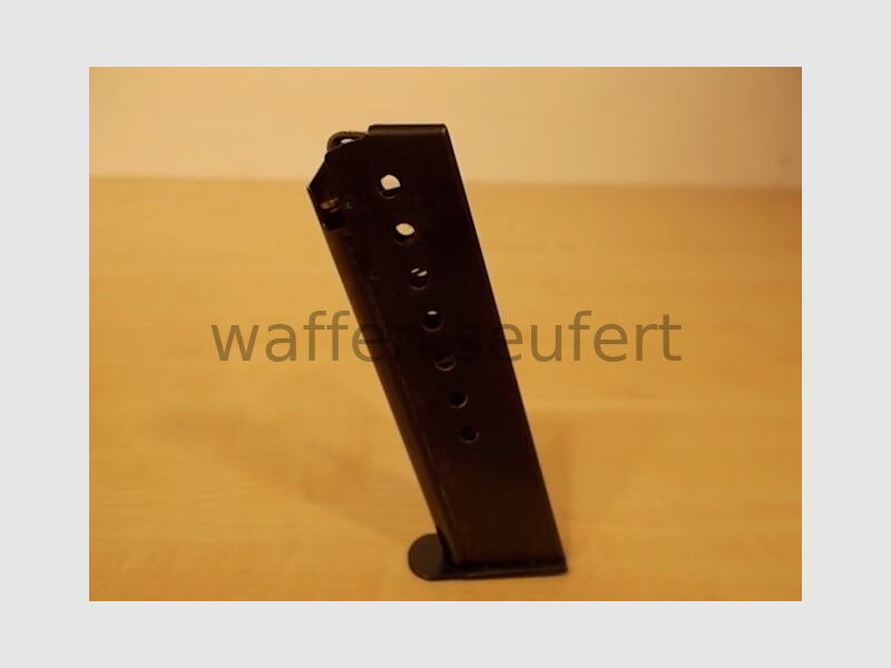 Walther P38 approx. 1970 magazine 8 cartridges orig. stamped