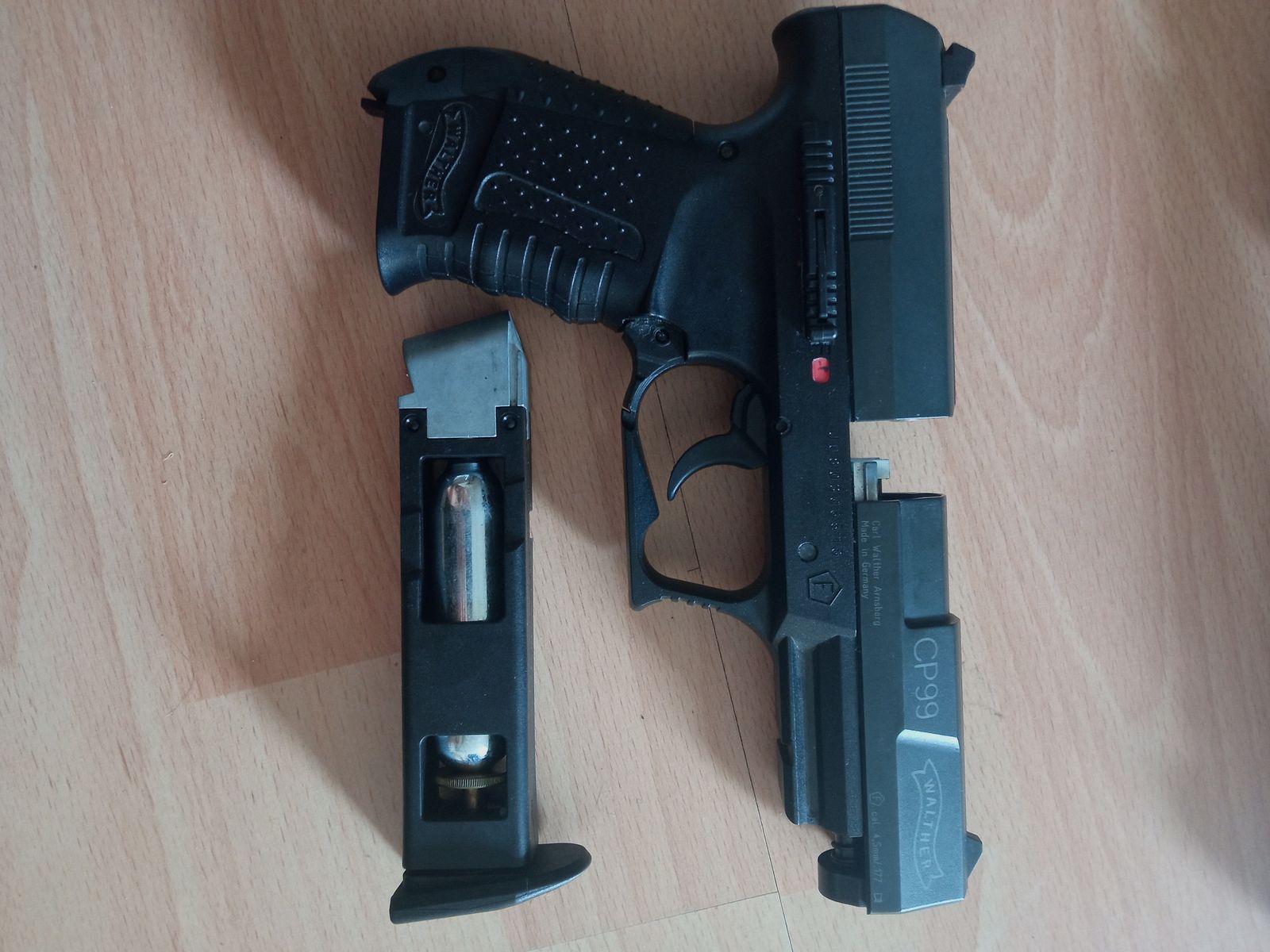 Co² Pistole Walther CP99  4,5mm + Zubehör