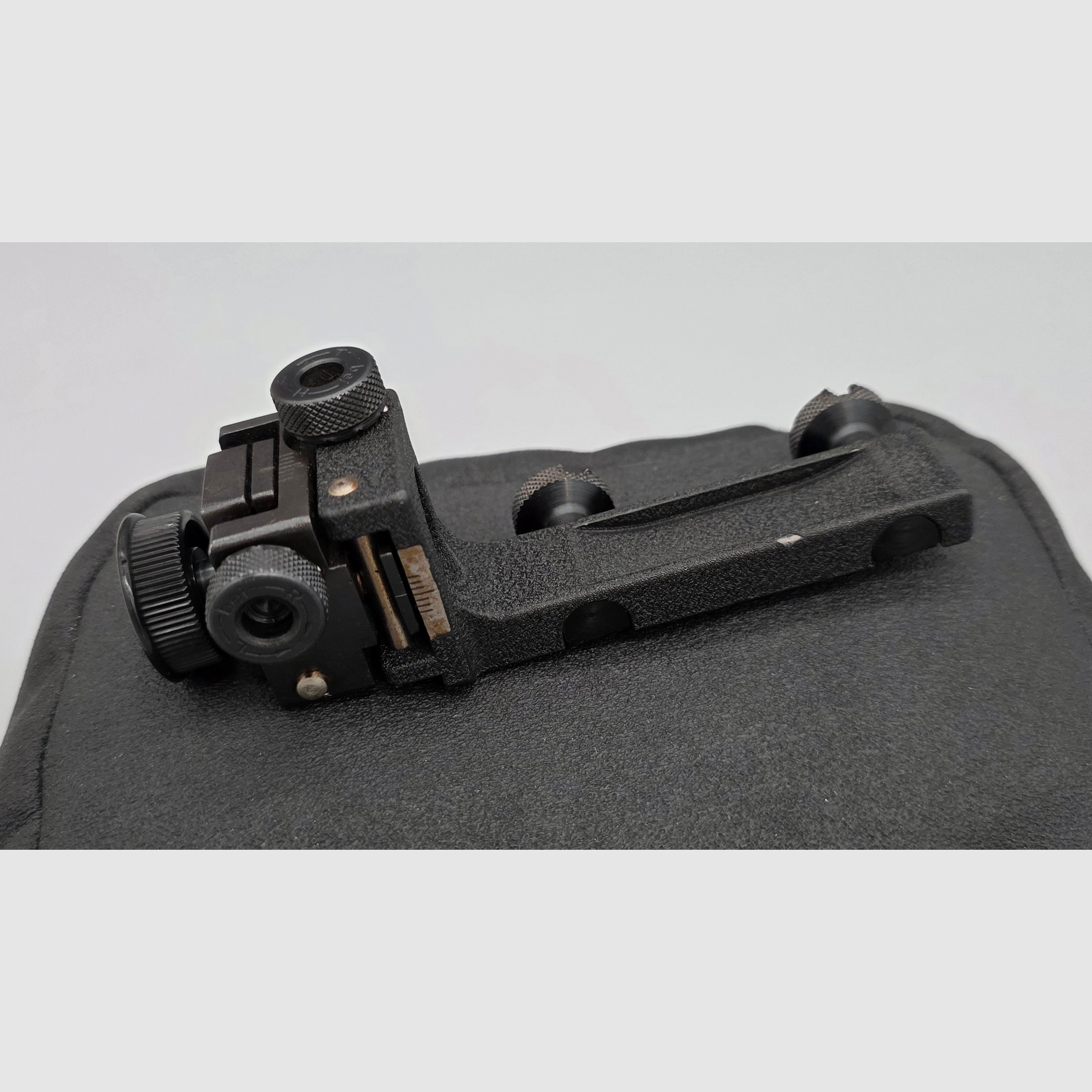 Sehr schöner Diopter Haenel mit Zubehör in der original Box Suhl Mod. M150 KK Gewehr 