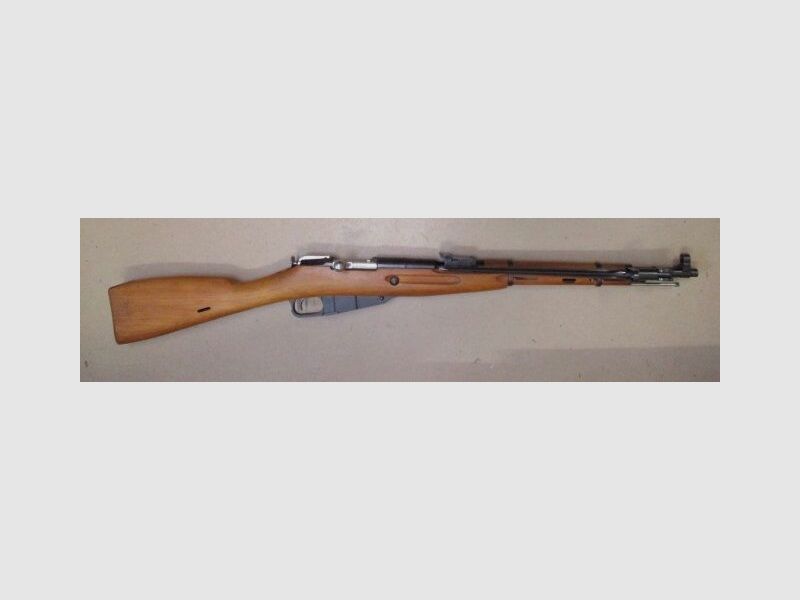 Herhalingsgeweer Karabijn M44 Pools Mosin Nagant Radom 11 in de cirkel M44