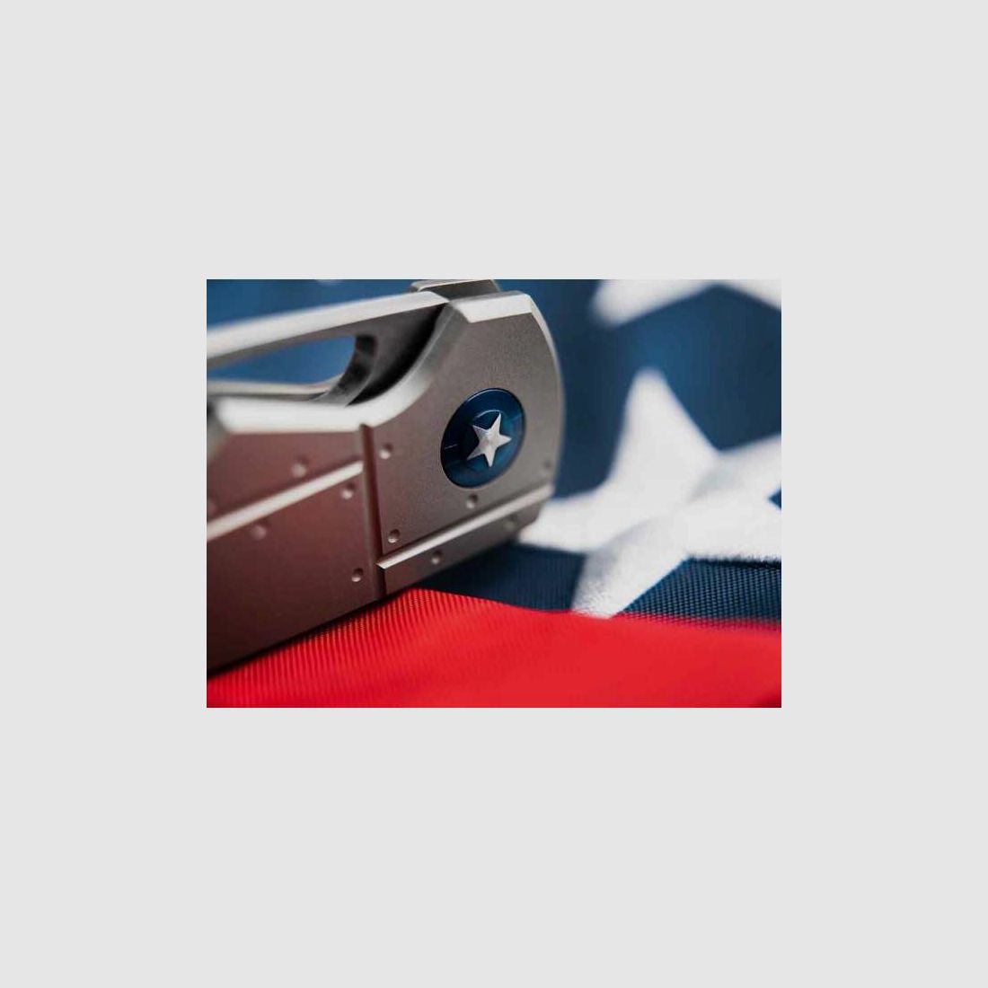 Böker Plus P-51 Damast Titan Taschenmesser