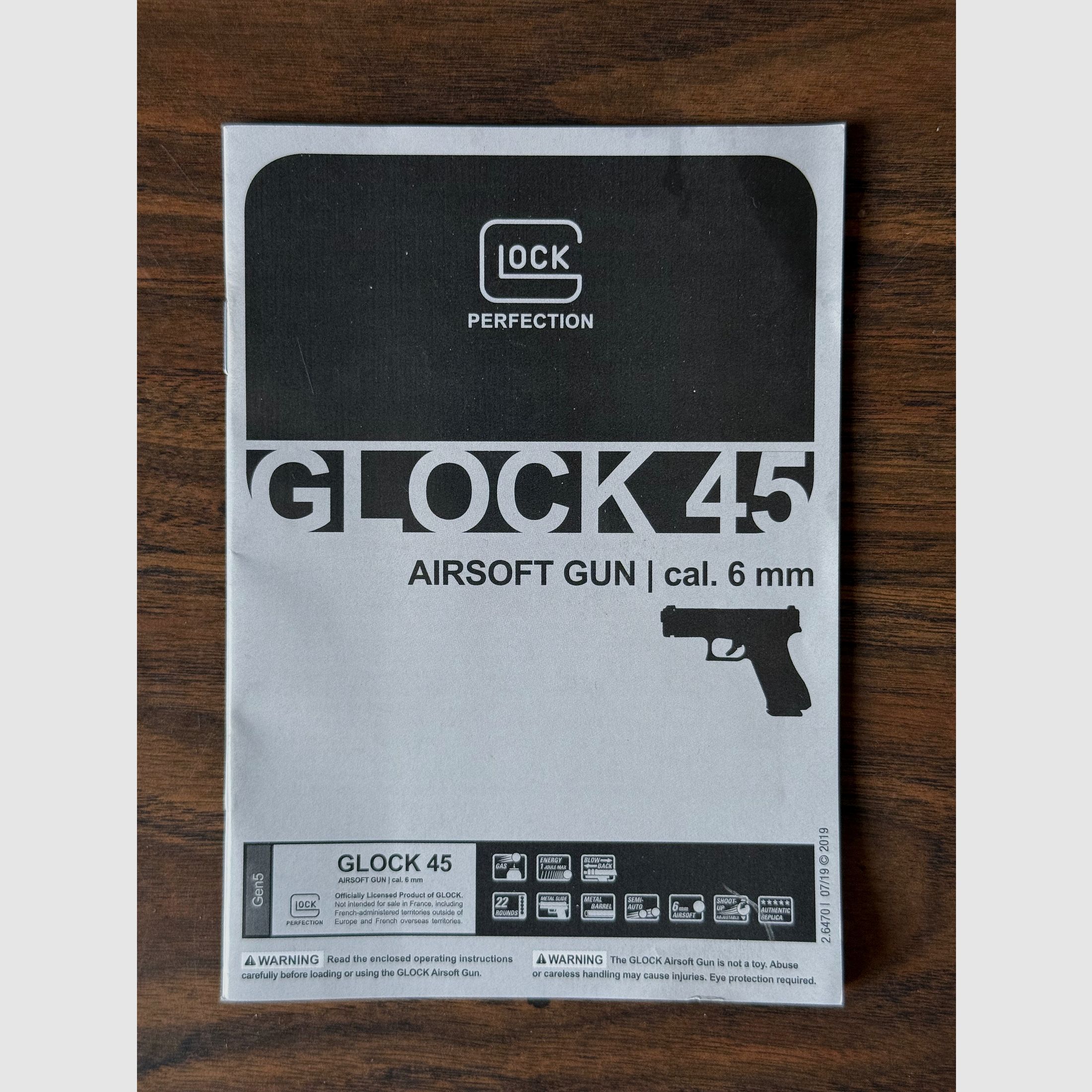 Glock 45 Gen5 GBB Airsoft-Set (Kal. 6 mm BB) – Komplettpaket