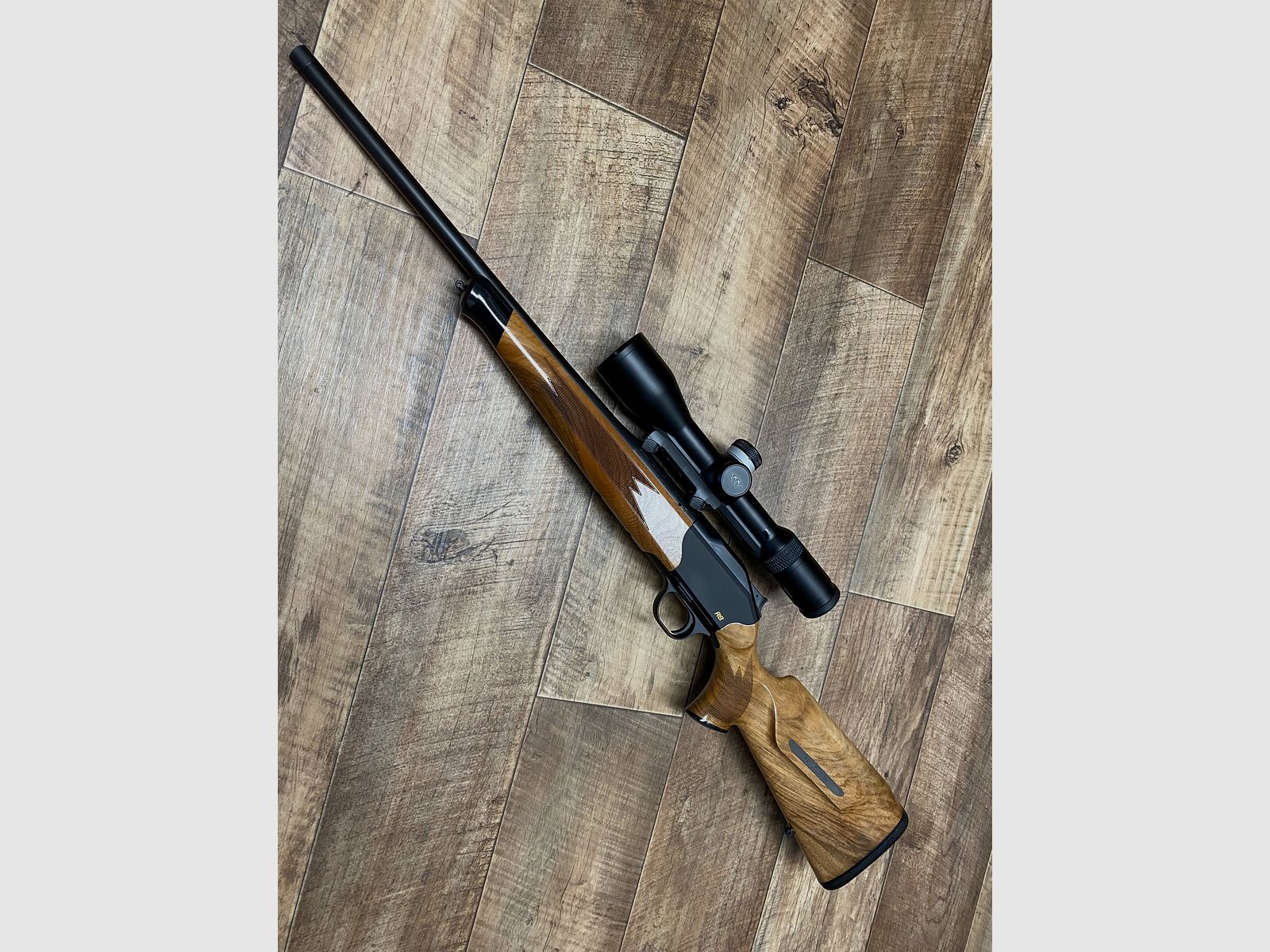 Blaser R8 Intuition mit  B2 3-18x50 IC S QDC+ www.waffenhandel-kraus.de nähe Nürnberg   