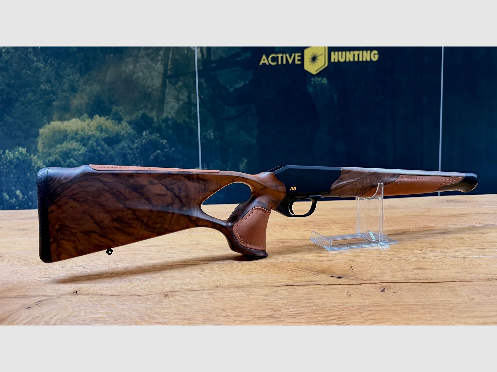 Blaser R8 Success stock / wood grade 7 / Chesterfield leather / BREATHTAKINGLY BEAUTIFUL, immagine 1 di 11