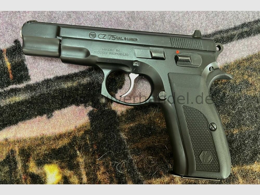 CZ 75 neuwertige Ganzstahlpistole mit Original Gummigriffschalgen 9mmLuger