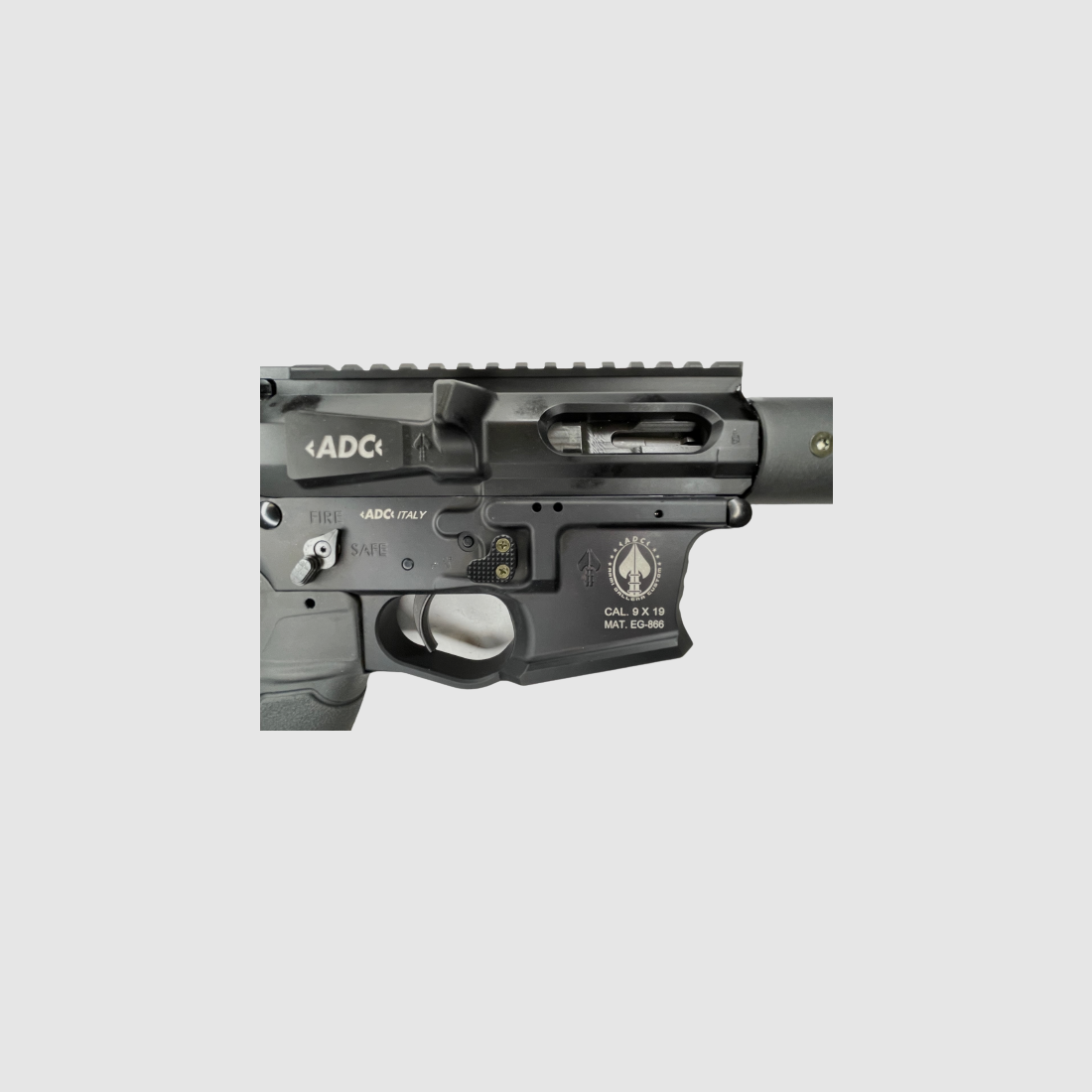 Repetiergeweer ADC AR9 Competitie loop 14,5 inch kal. 9X19, afbeelding 4 van 6