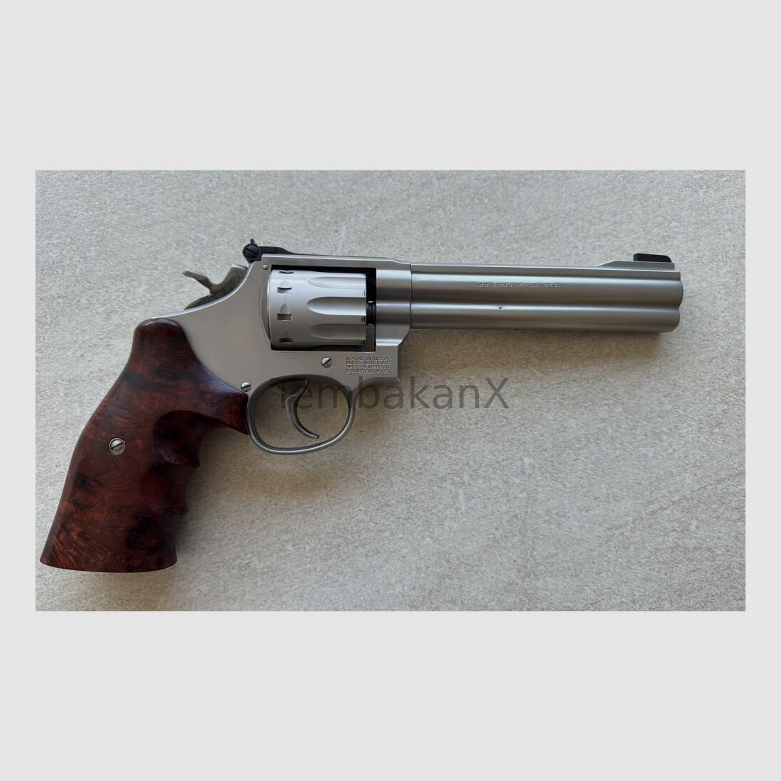 Smith & Wesson 617-2 .22lr