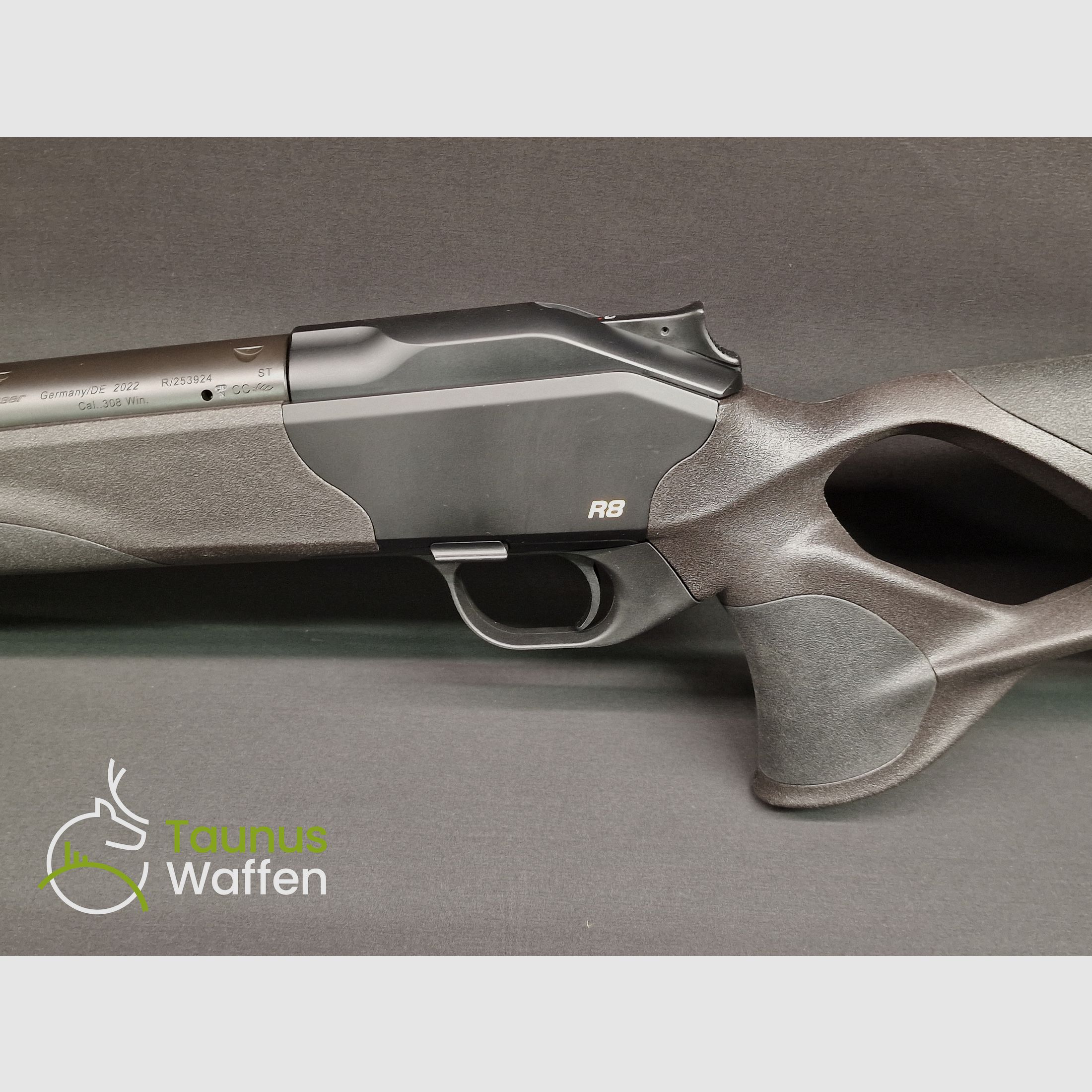 Repetierbüchse Blaser R8 Ultimate Silence im Kal. 308 Win sofort verfügbar bei taunus-waffen.de