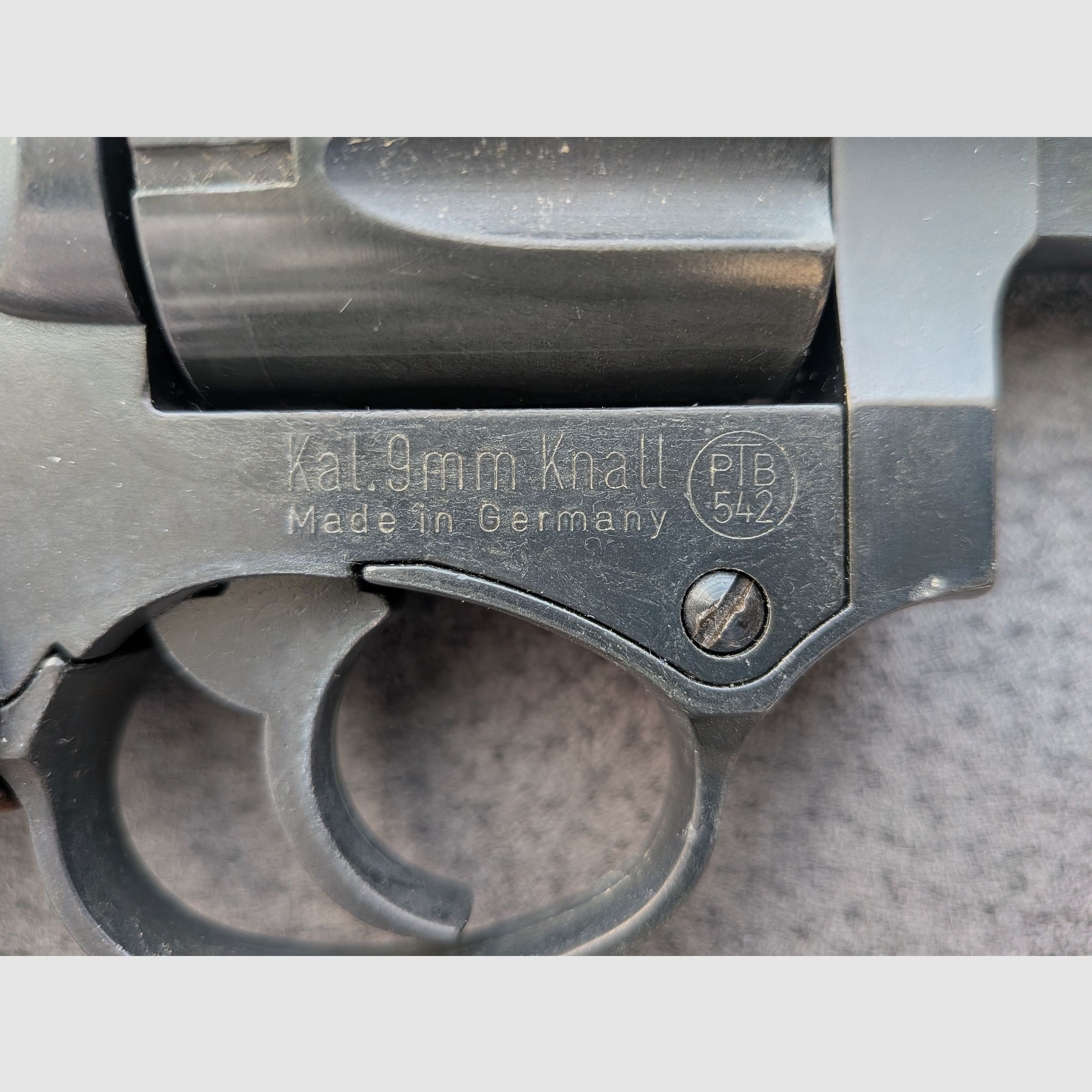 ME 38 Compact - Revolver - alte PTB 542 - 9mm Knall - Holzgriff - SSW