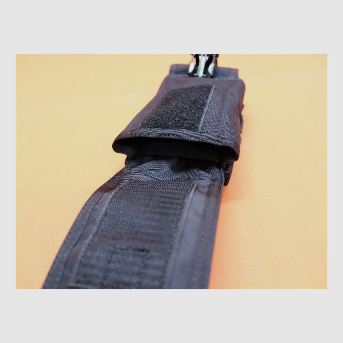 Tasmanian Tiger TT Mil Pouch Mag SGL 040 czarny (7766.040): Torba na magazyn na 1 magazyn AR-15/ G36 lub podobny.