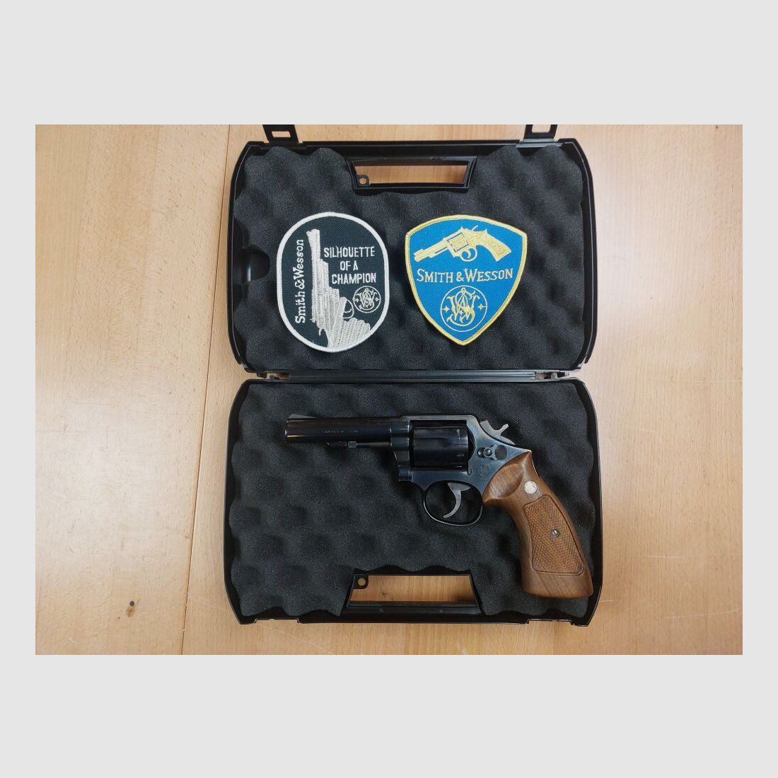 Smith & Wesson, USA M 547