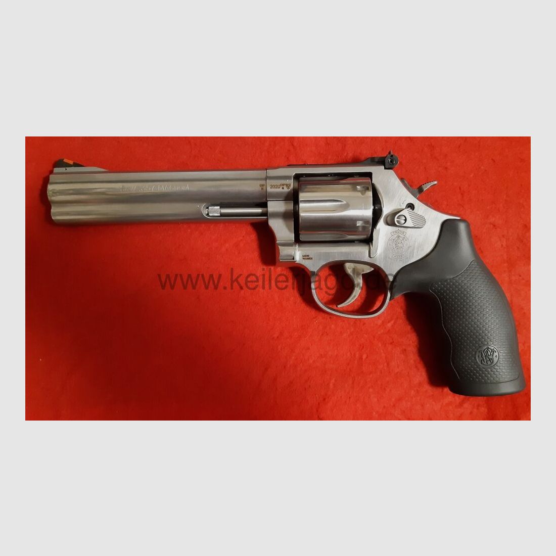 Smith & Wesson Mod. 686 Kal. 357 Magnum 6" Lauf mit rotem Rampenkorn