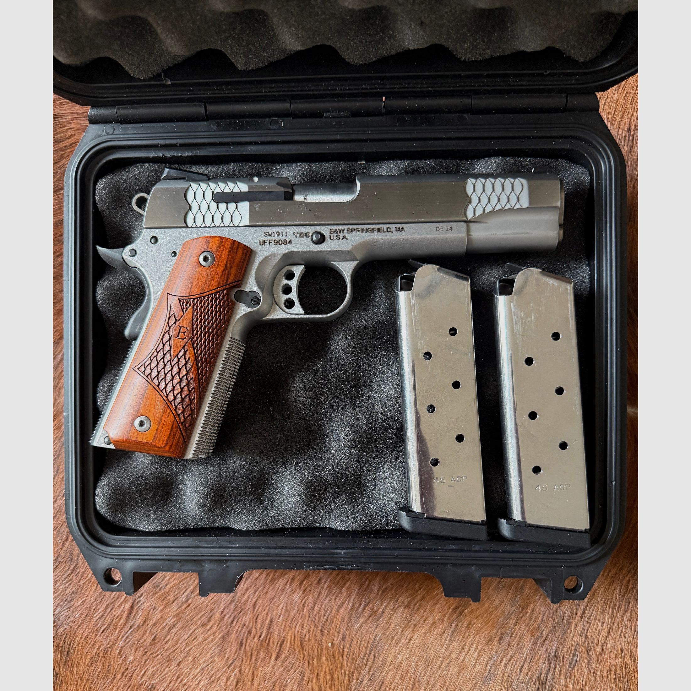 Smith & Wesson ENHANCED SW1911