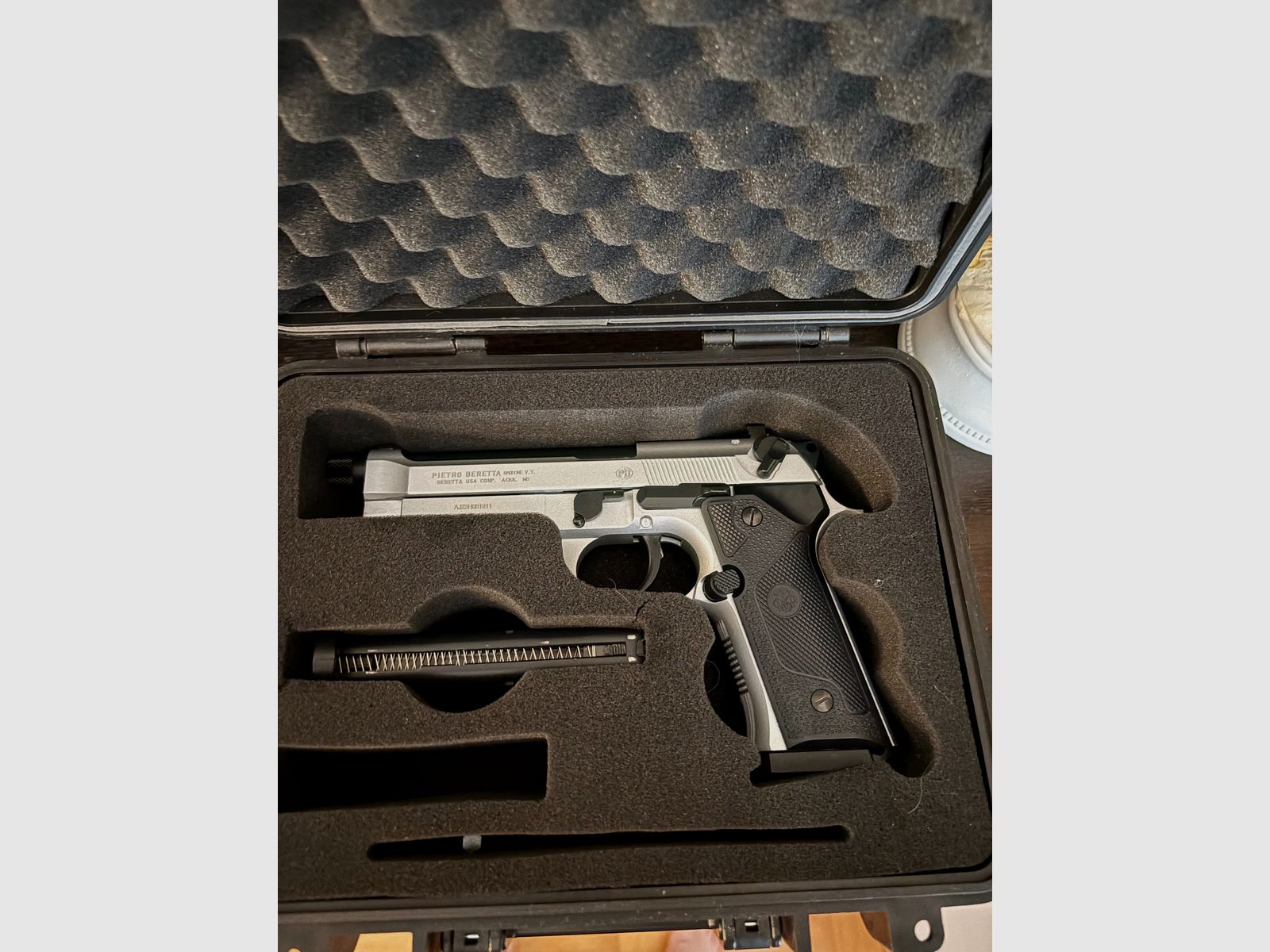 Beretta M9A3 FM argento interamente in metallo