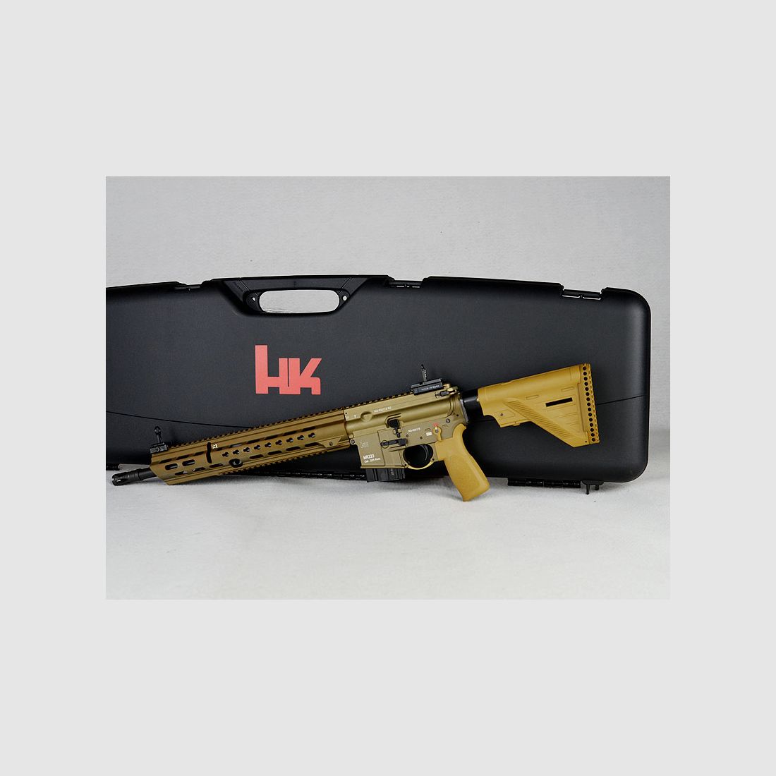 Heckler & Koch MR223 A3 Slimline 16,5", RAL8000 con impugnatura corta