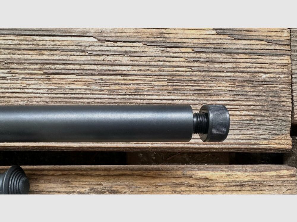 CZ Uhersky Brod 457 Varmint mit Nikon 2-7 x 32 und Zweibein .22lr