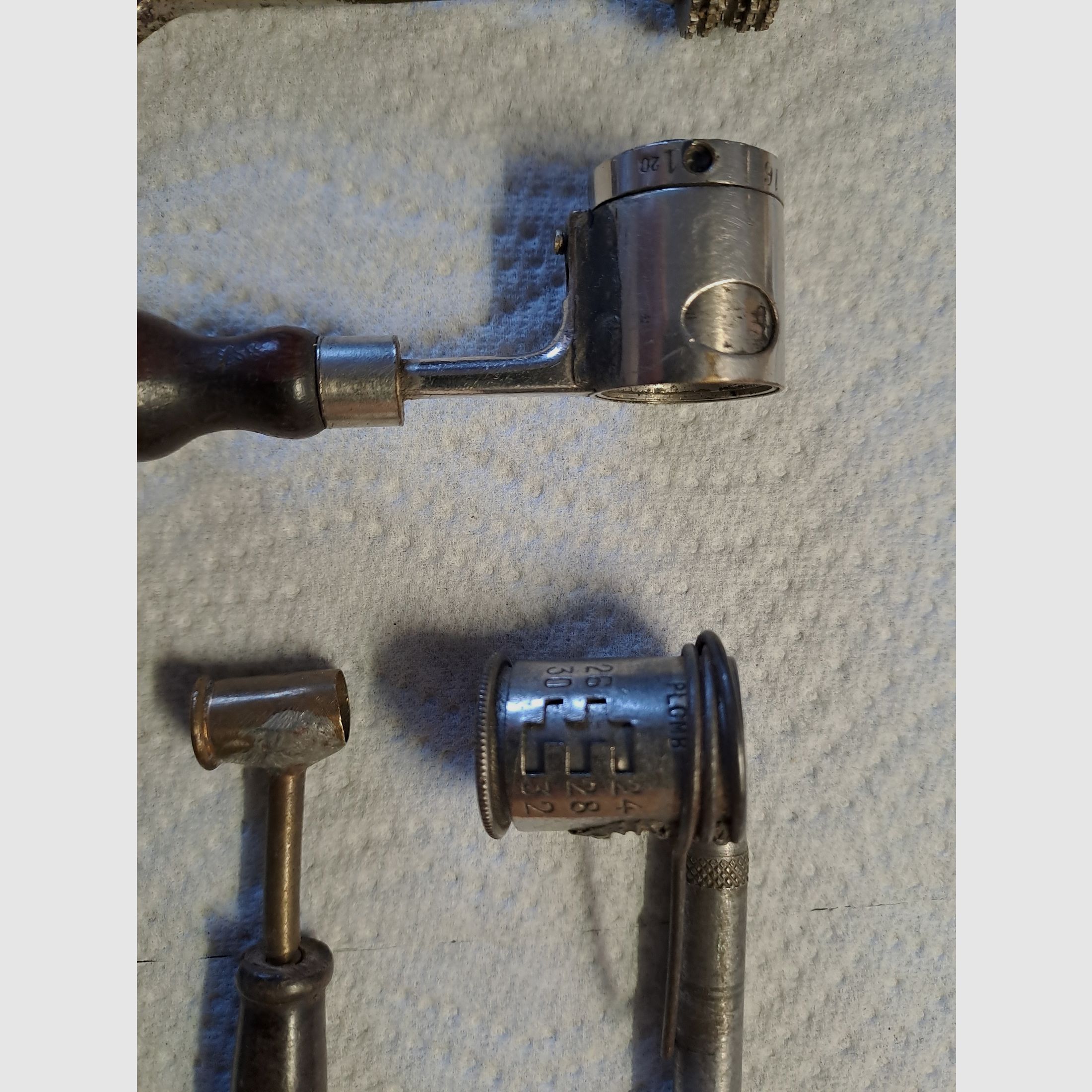 Schrotpatronen Wiederladegeräte mit Zubehör