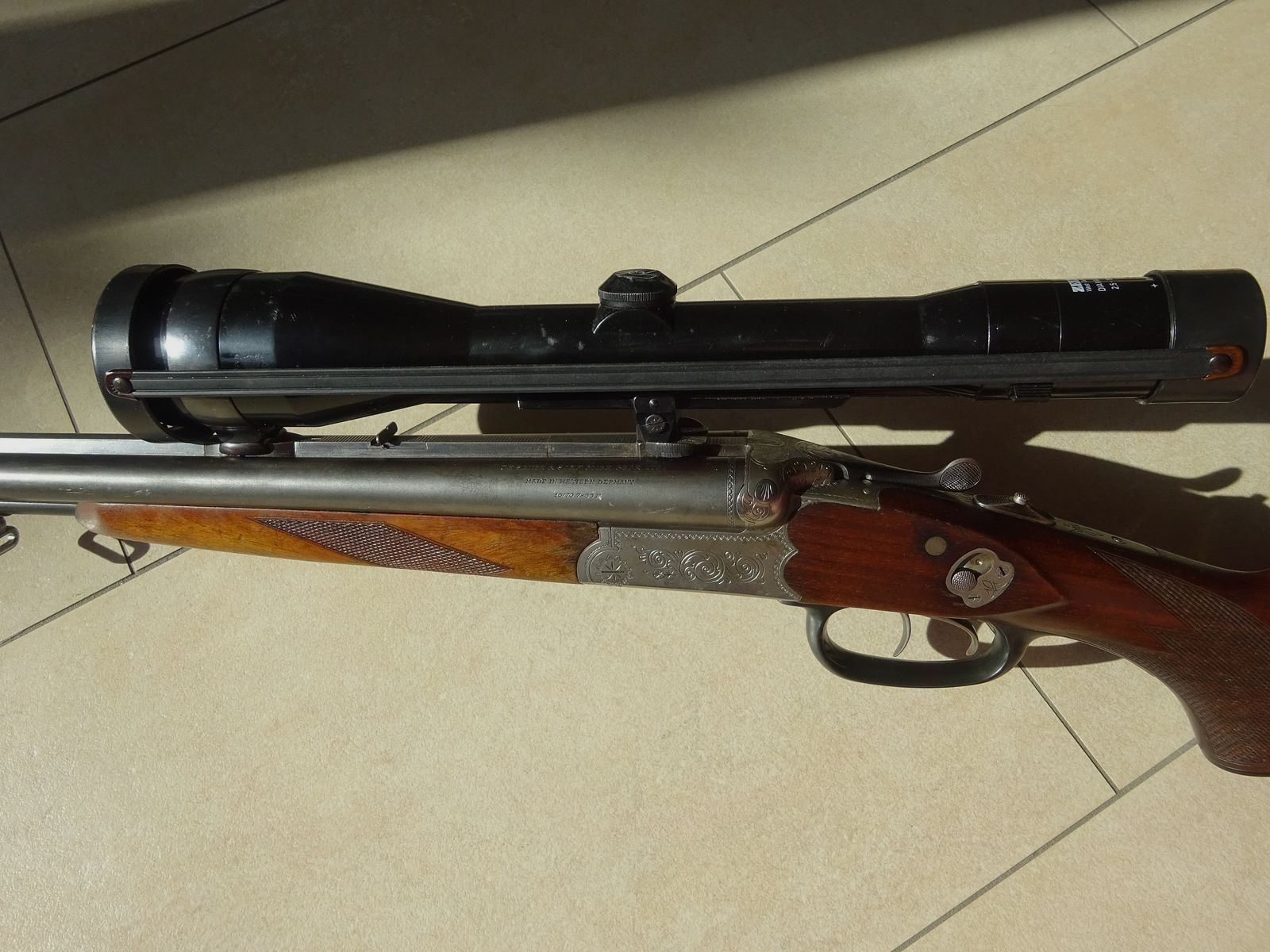Elegante Einsteigerwaffe für Jungjäger sowie ideale Kombiwaffe für Feld/Waldreviere: Sauer & Sohn Modell 3000 Drilling Kal. 7x65R 16/70