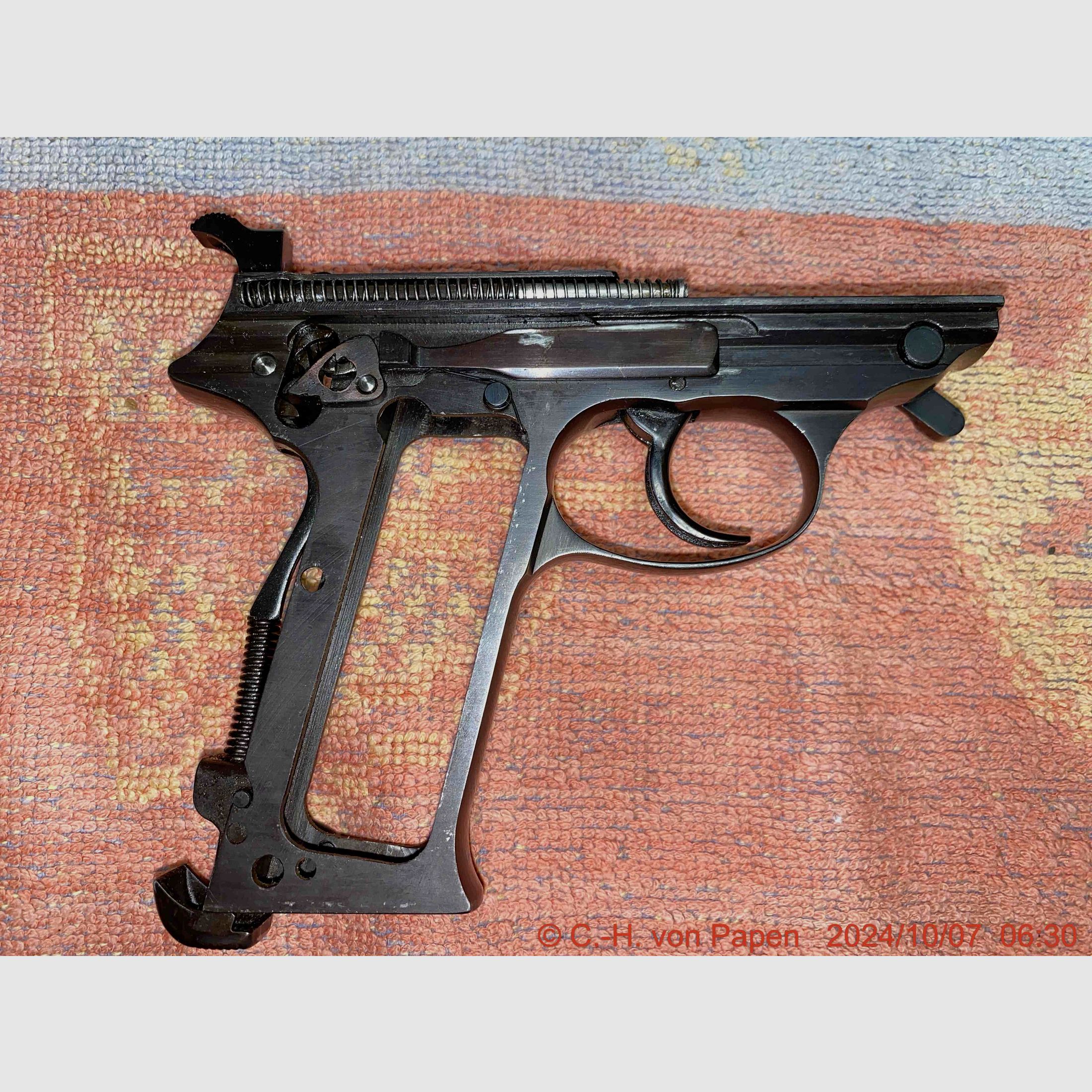 Walther P38 WaA 359 ac 44, Bild 10 von 15