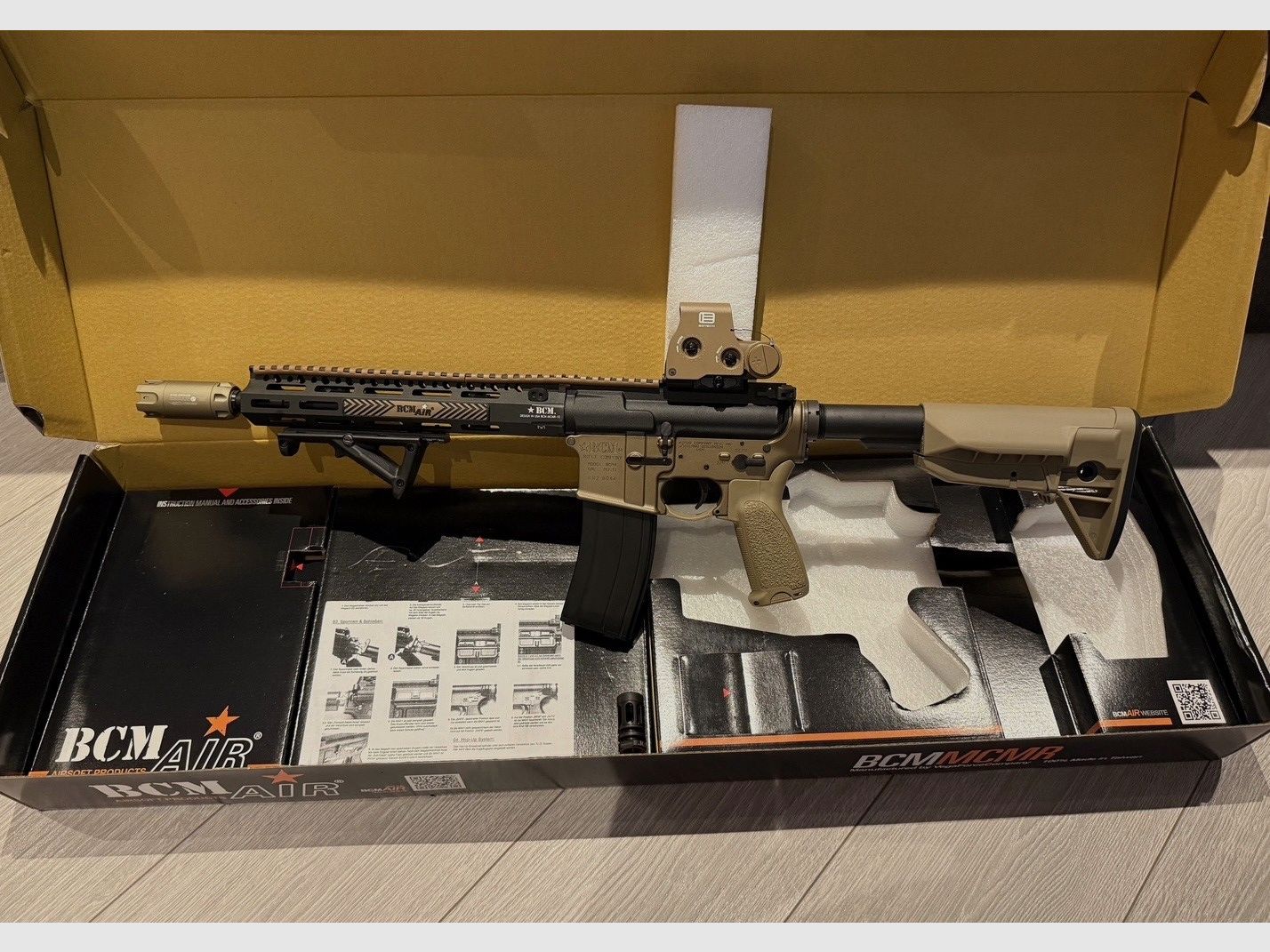 VFC BCM MCMR CQB M4 11,5" GBB Two Tone inkl. Tracer & G53 Red DOT Neupreis ohne Zubehör 700€