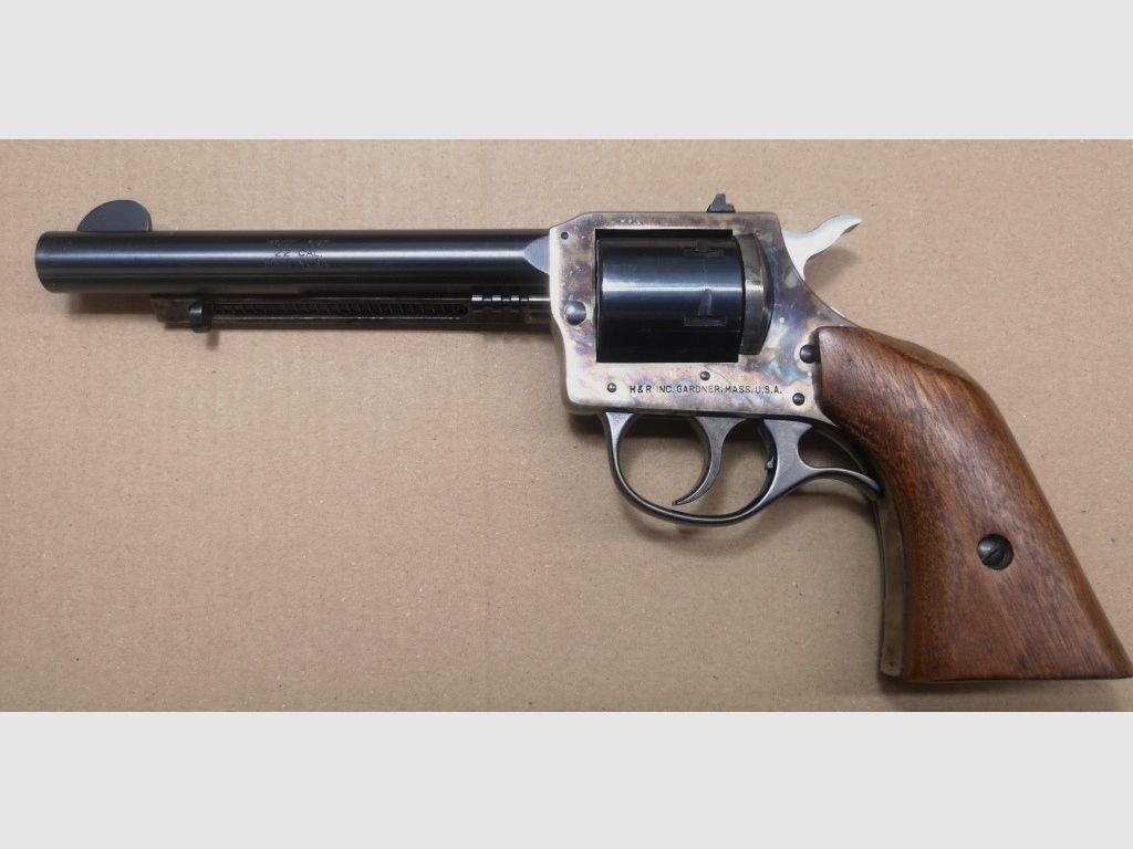Harrington & Richardson 676 .22lr Revolver mit Wechseltrommel .22WMR