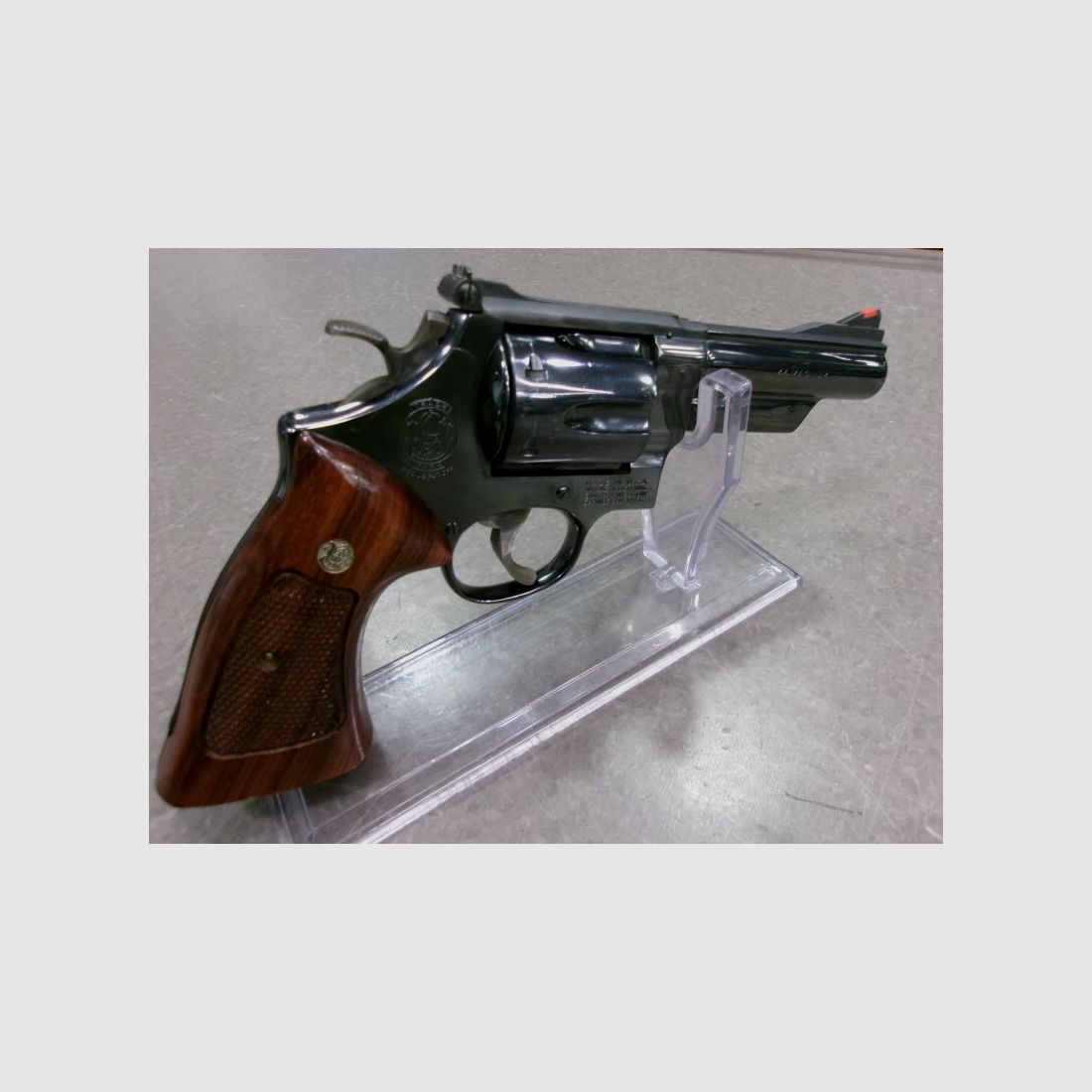 SMITH WESSON 29-2 CAL44MAG used, image 4 of 8