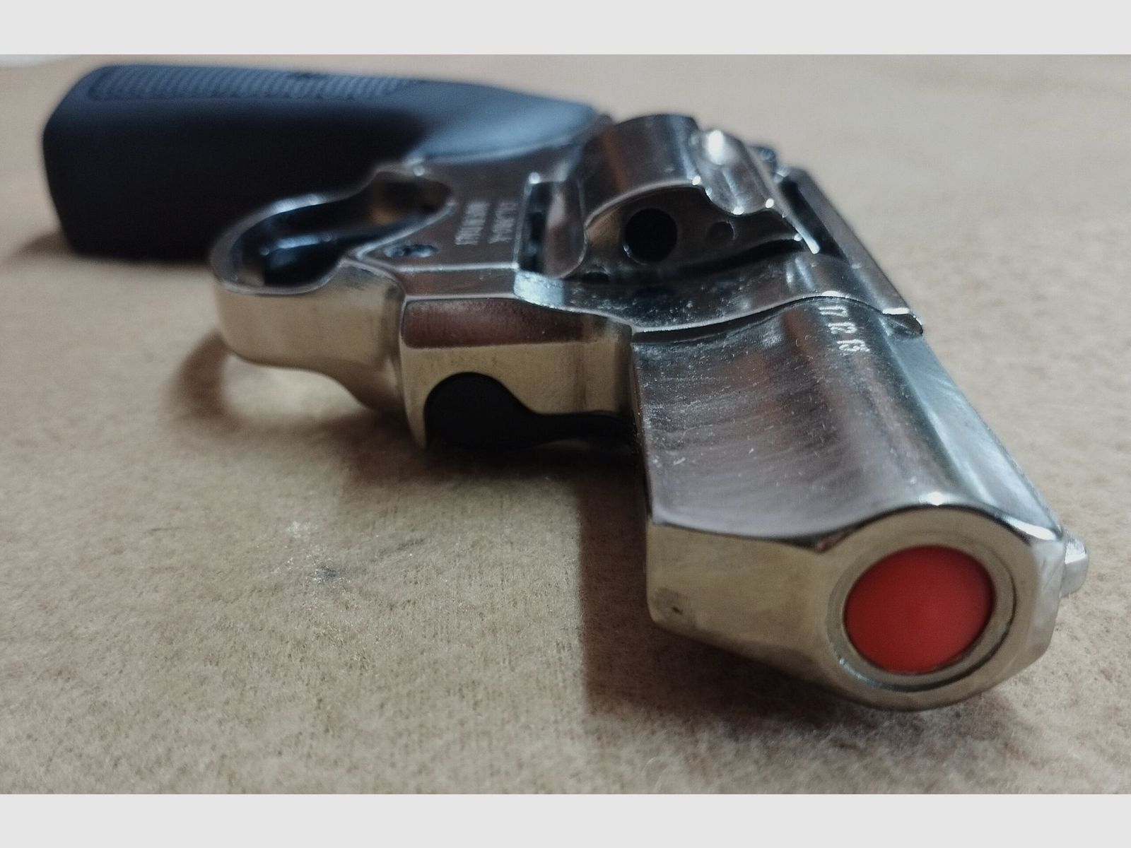 Blank Revolver CHIAPPA kal. 38 6 schoten, afbeelding 1 van 8