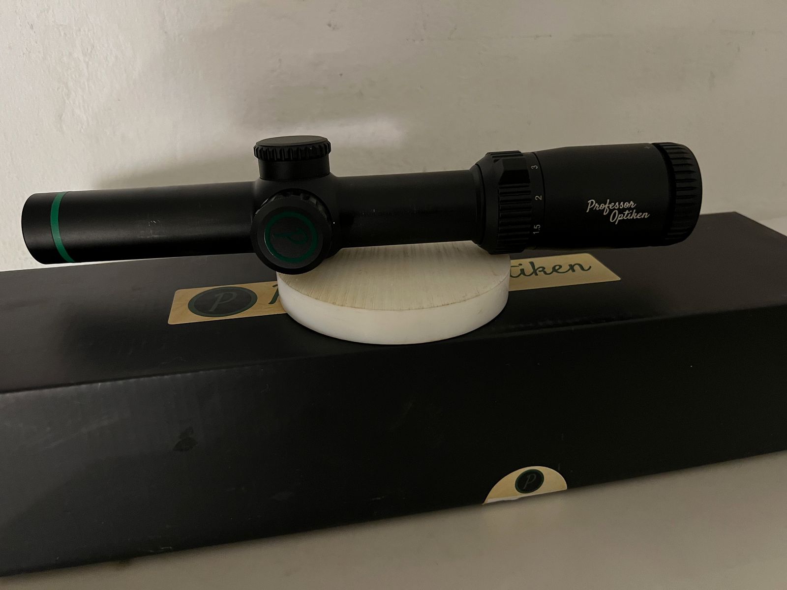 Staffelsee - 1-8x24 LD V2 Zieloptik/Zielfernrohr mit Leuchtfaser-Absehen 4 - mit vollvergütetem LD-Glas für Drückjagd/Bewegungsjagd - robust, stickstoffgefüllt & schussfest