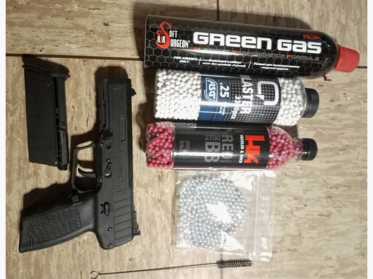 Kli Maverick GBB Gas Blow Back Airsoft Pistole mit Zubehör Greengas + Stahl + 0,20g H&K + ASG  BB's Set 