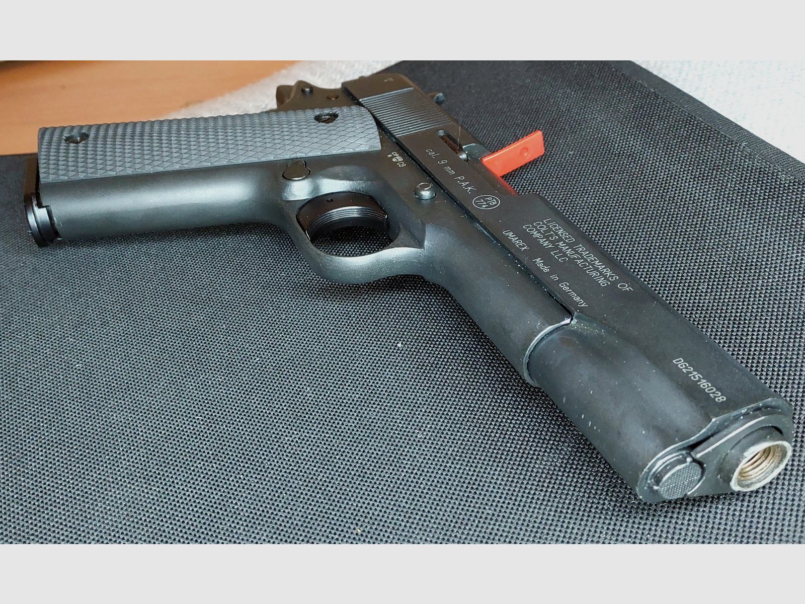 Colt Government 1911 A1 Schreckschuss Pistole 9mm P.A.K. (PTB 774)