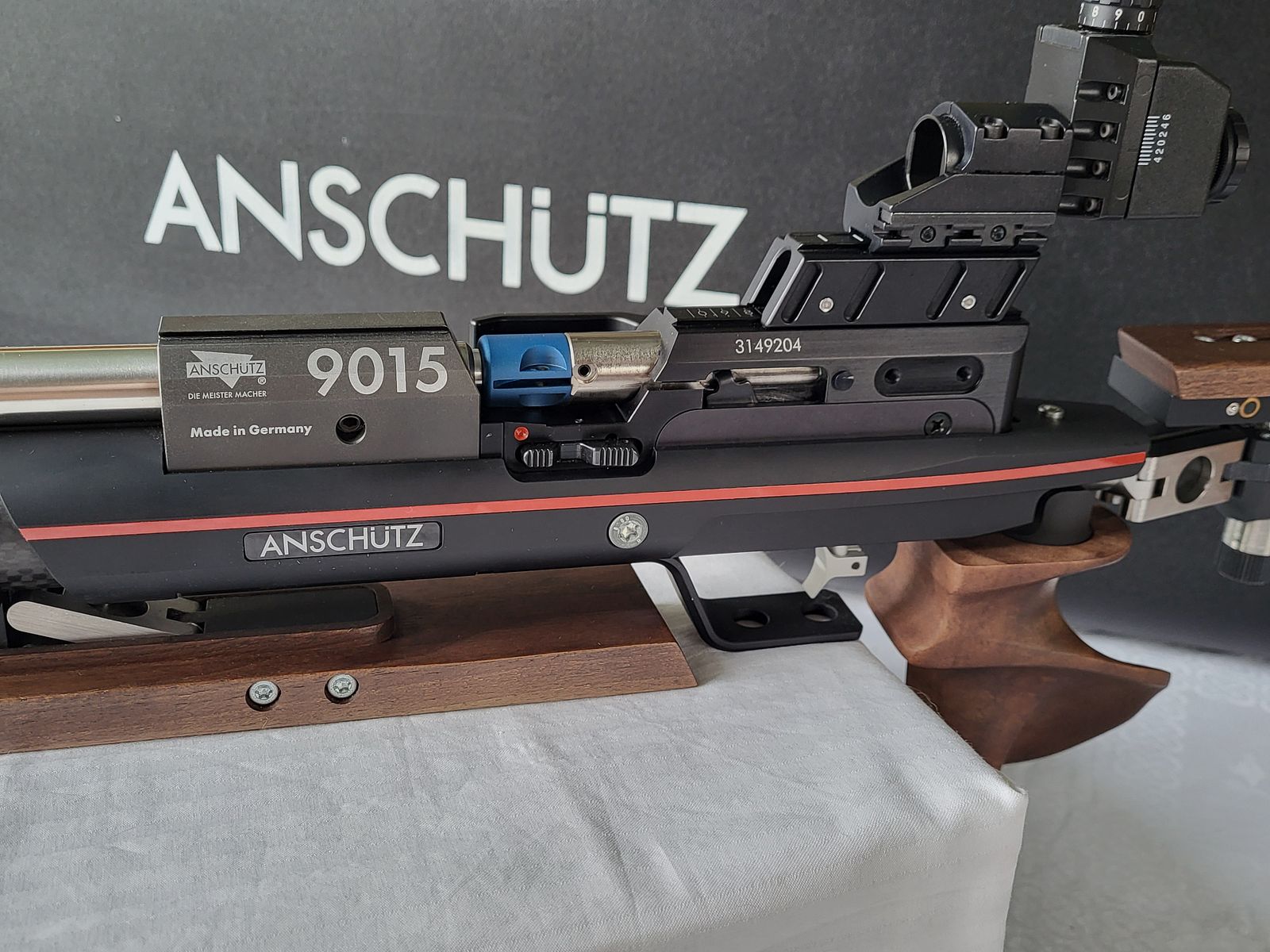 Anschütz 9015 ONE Rechtsschütze