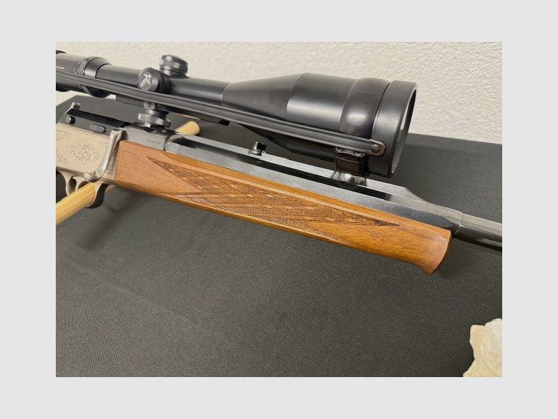 Blaser SR 830 Repetierbüchse Kaliber .300WinMag incl Swarowski und Transportkoffer 