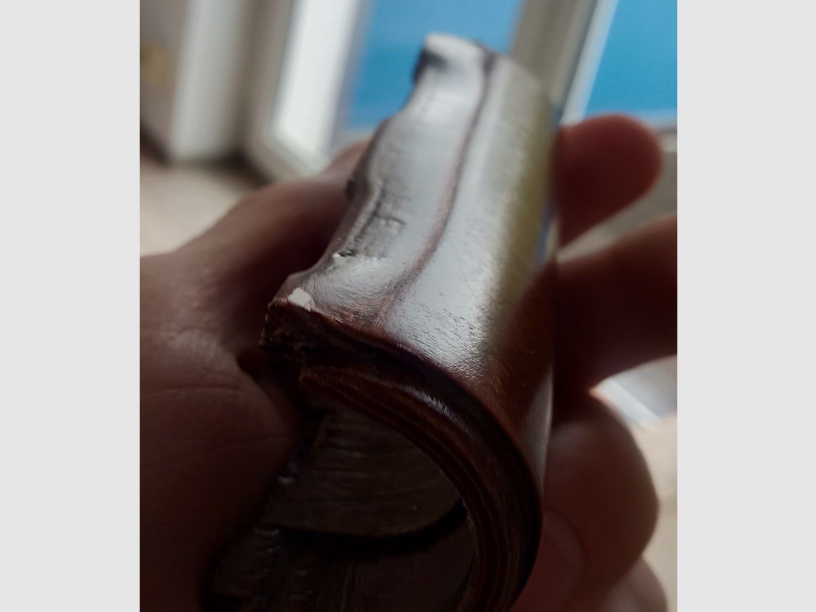 Protezione in legno per AKS-74u / Krinkov russo con molla e distanziatore Tula circa 1985 protezione in legno AKSU