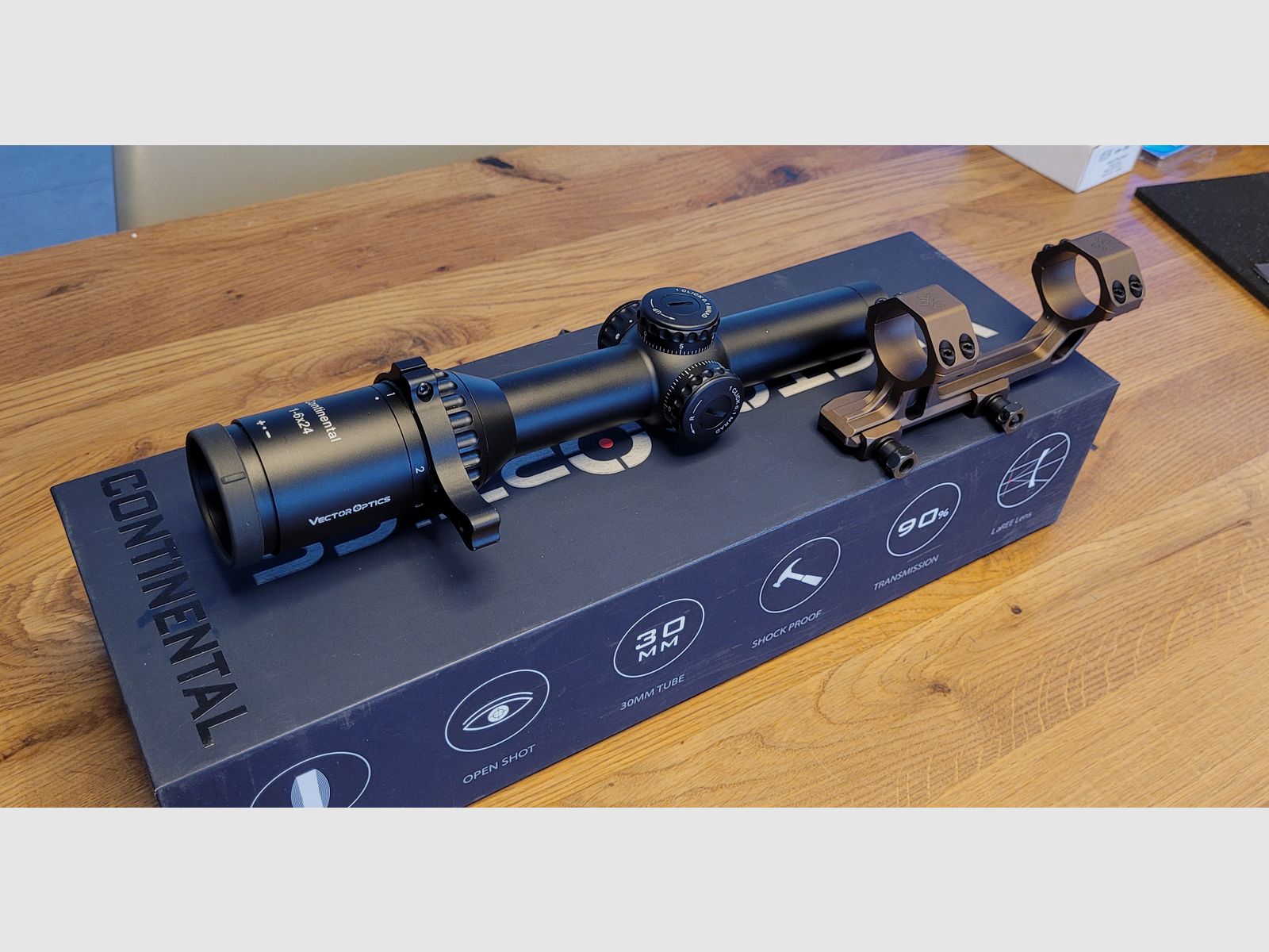 Vector Optics Continental X6 1-6x24 SCOC-23T
