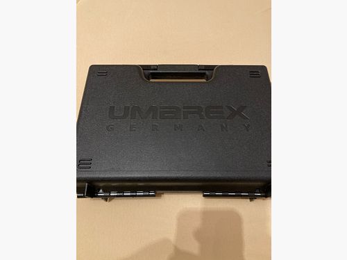 Glock 17 Gen5 met twee magazijnen en holster