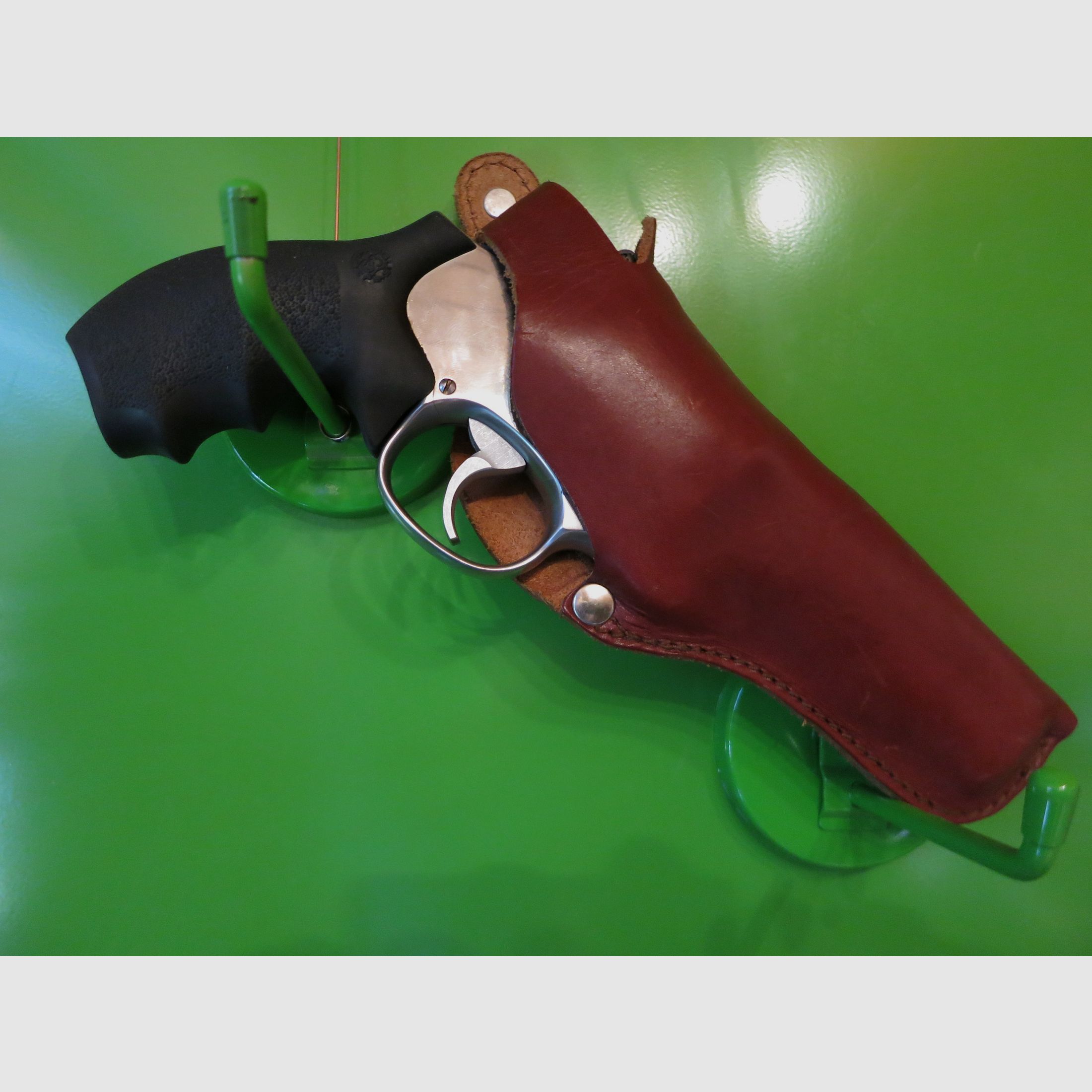 Gürtelholster Revolver,  Leder, bis 4"Revolver    #14