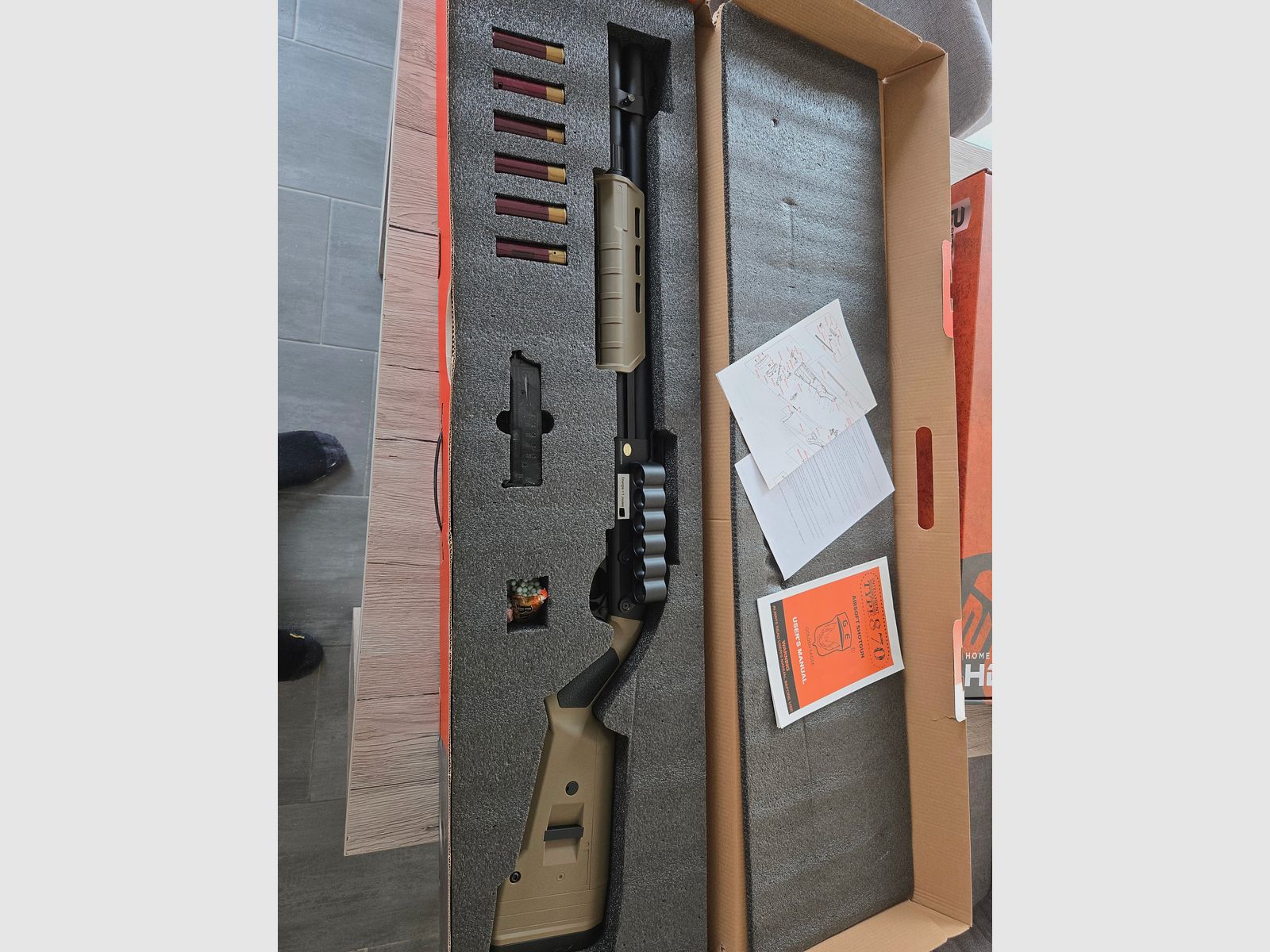 Golden Eagle M870 Schrotflinte tan Airsoft 6 mm