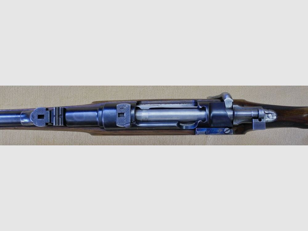 D W M	 98er
