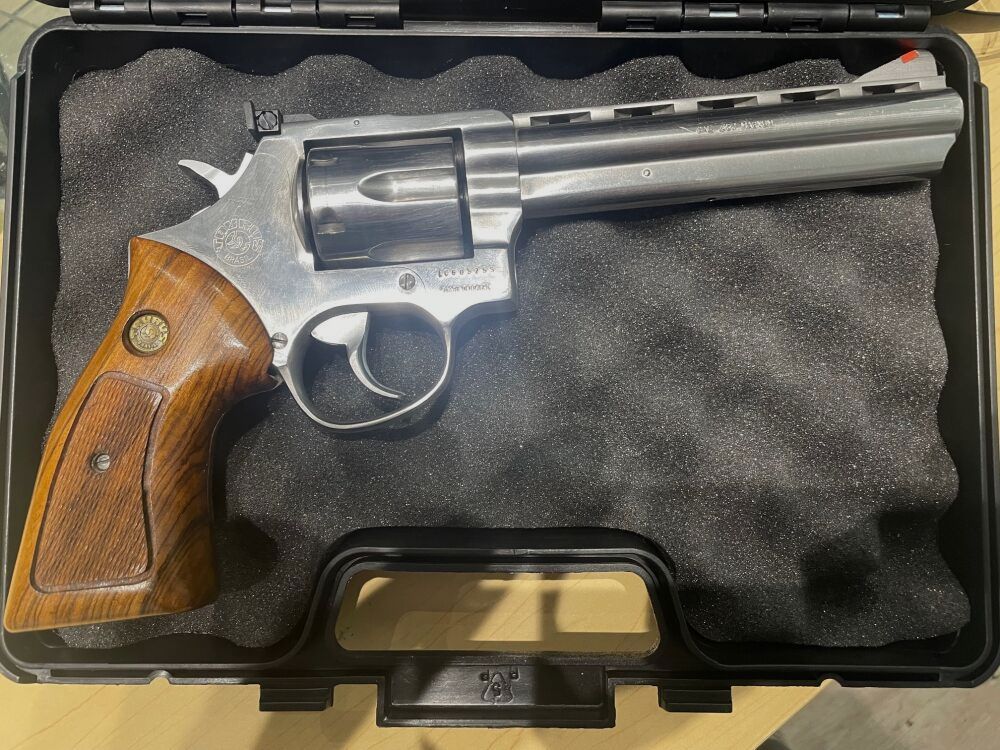 Taurus M 689